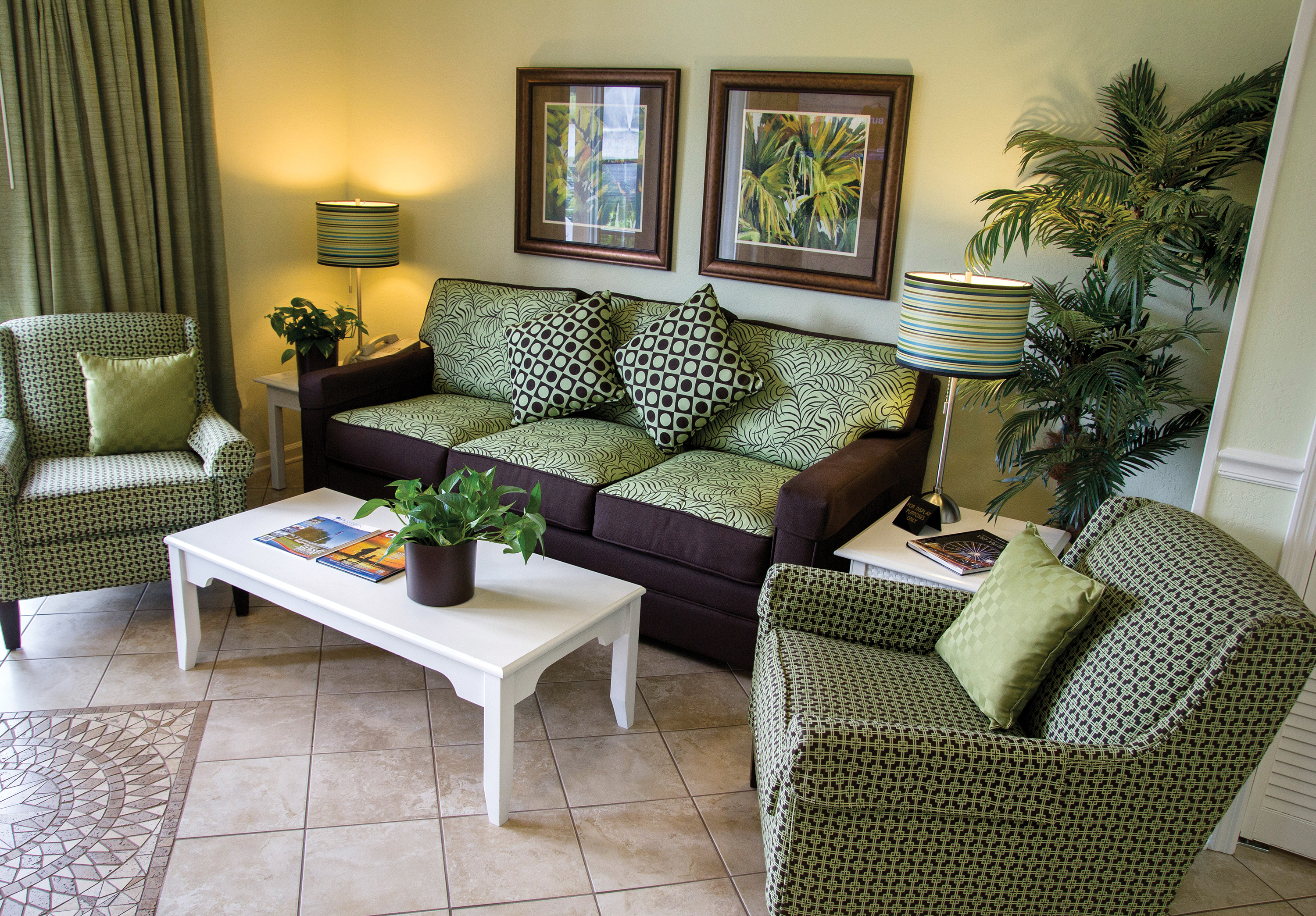 Guest room at the Club Wyndham Grand Palms in Surfside Beach, South Carolina