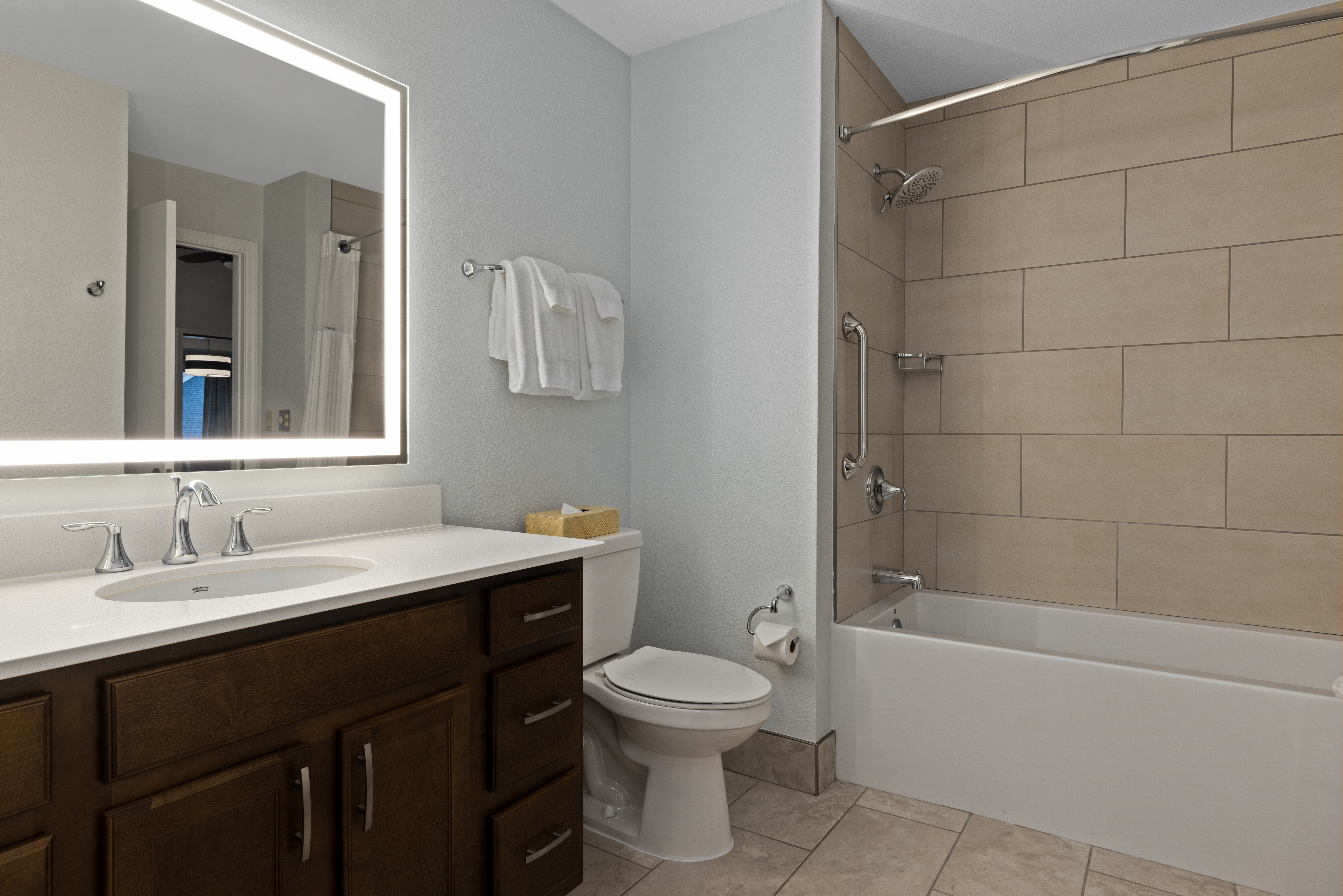 Guest room bath at the Club Wyndham Resort at Fairfield Glade in Crossville, Tennessee