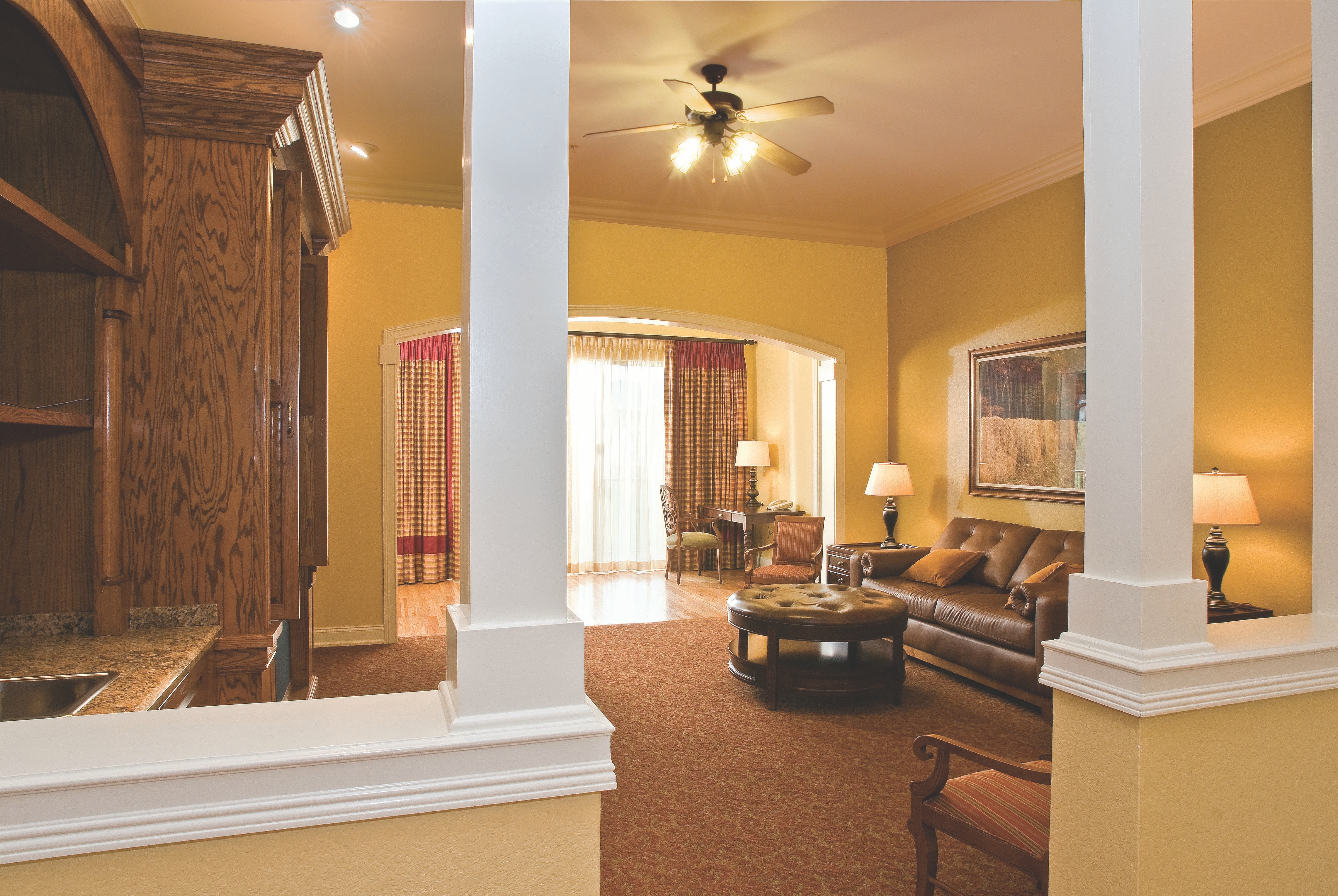 Club Wyndham Smoky Mountains suite living room in Sevierville, Tennessee