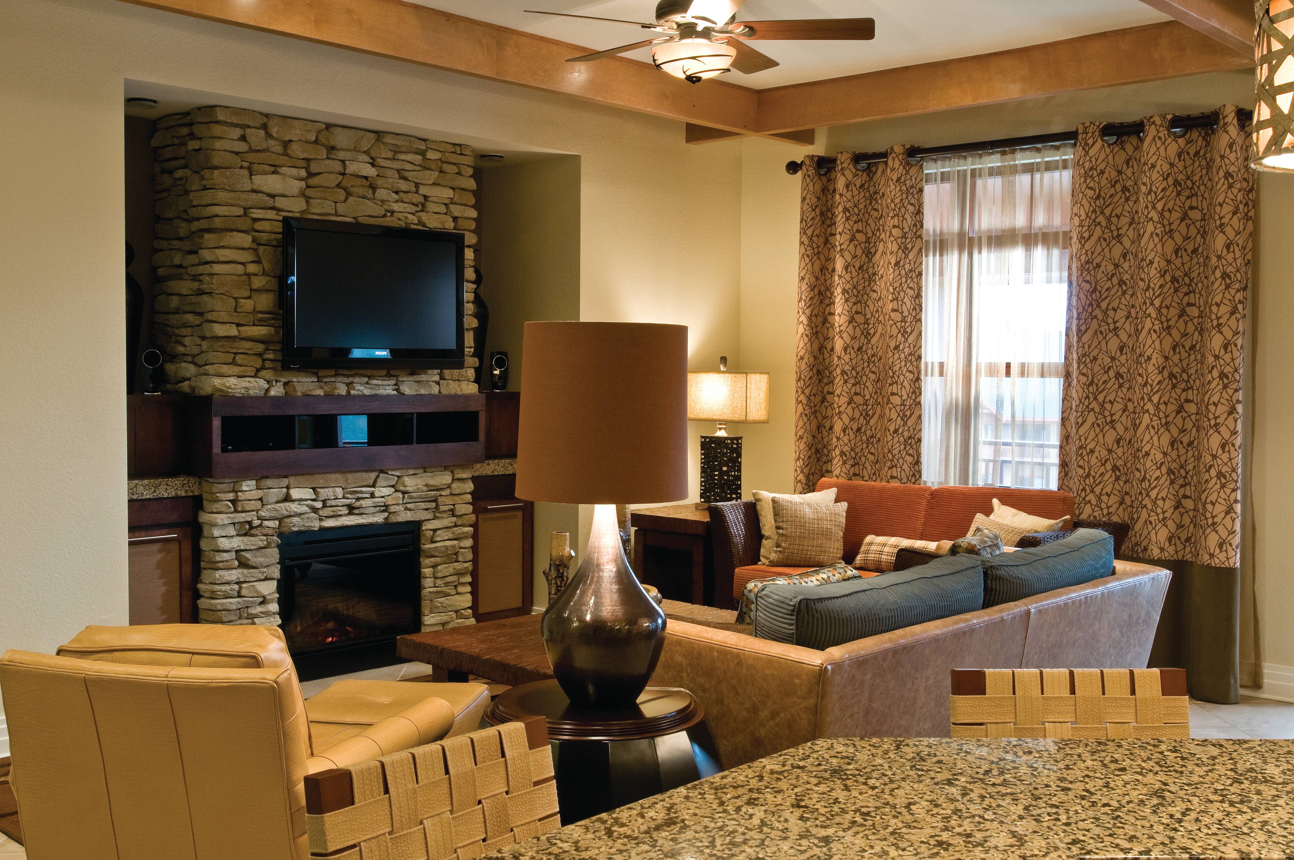 Guest room at the Club Wyndham Great Smokies Lodge in Sevierville, Tennessee