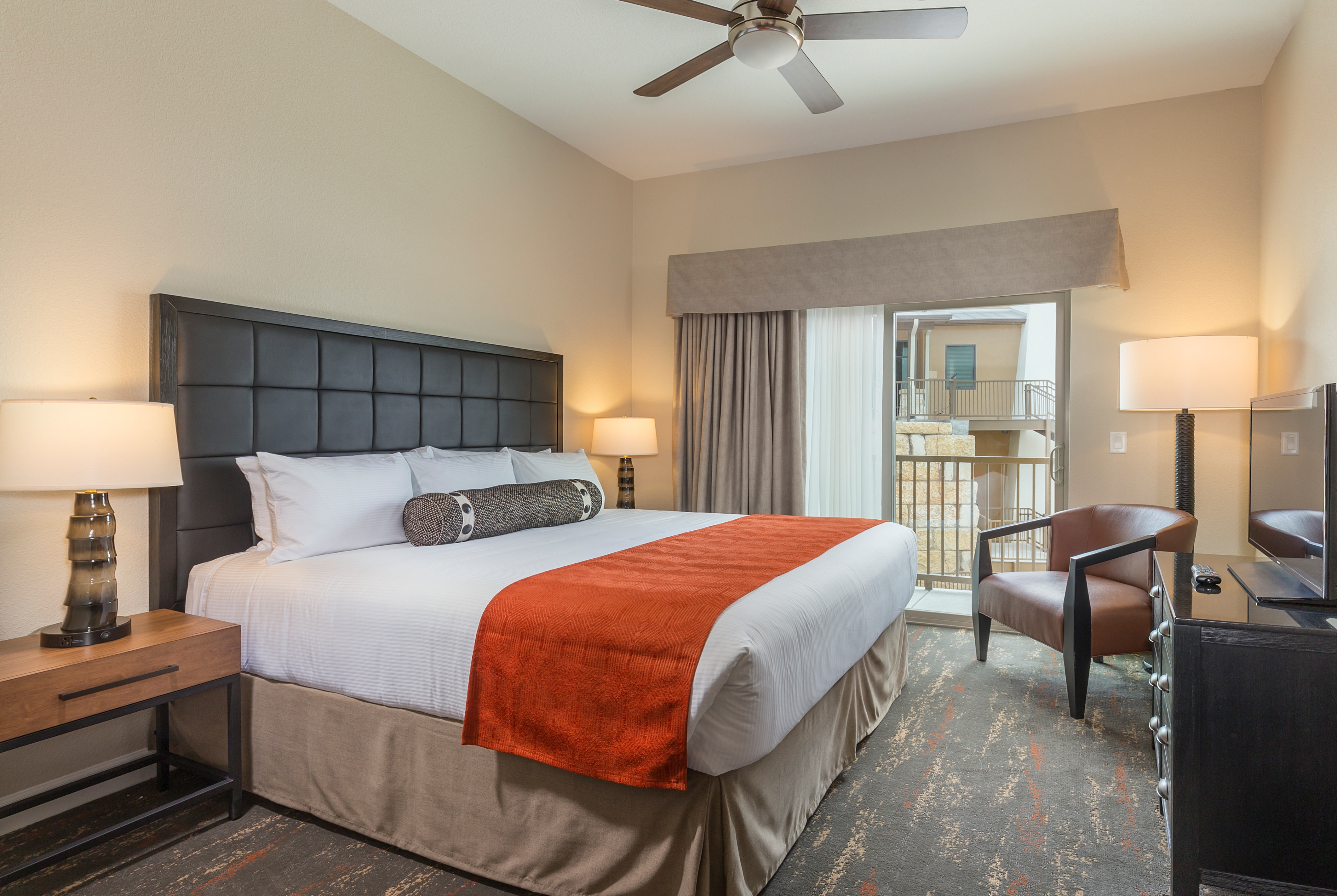 Guest room at the WorldMark Marble Falls in Marble Falls, Texas