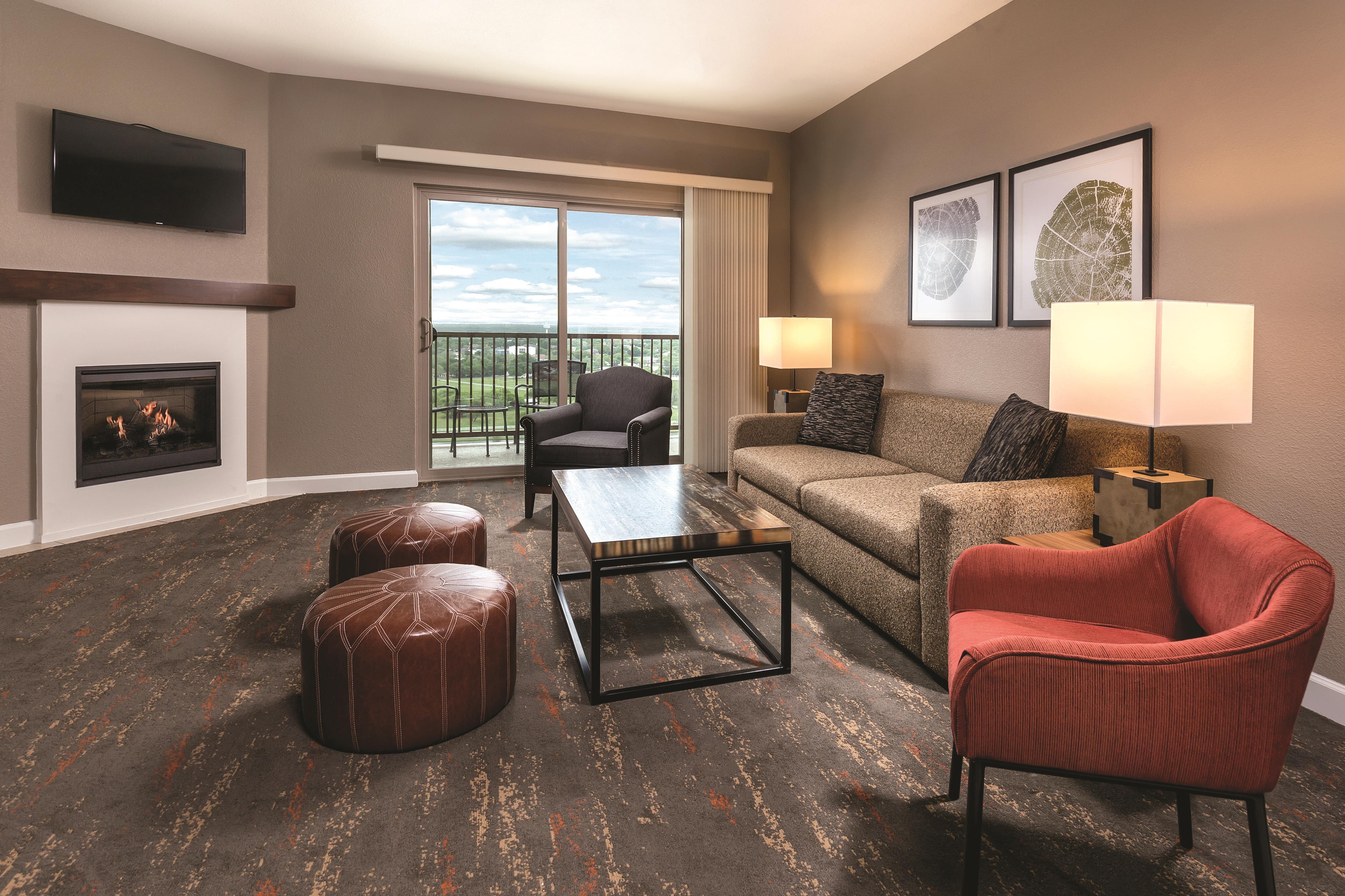 Guest room at the WorldMark Marble Falls in Marble Falls, Texas