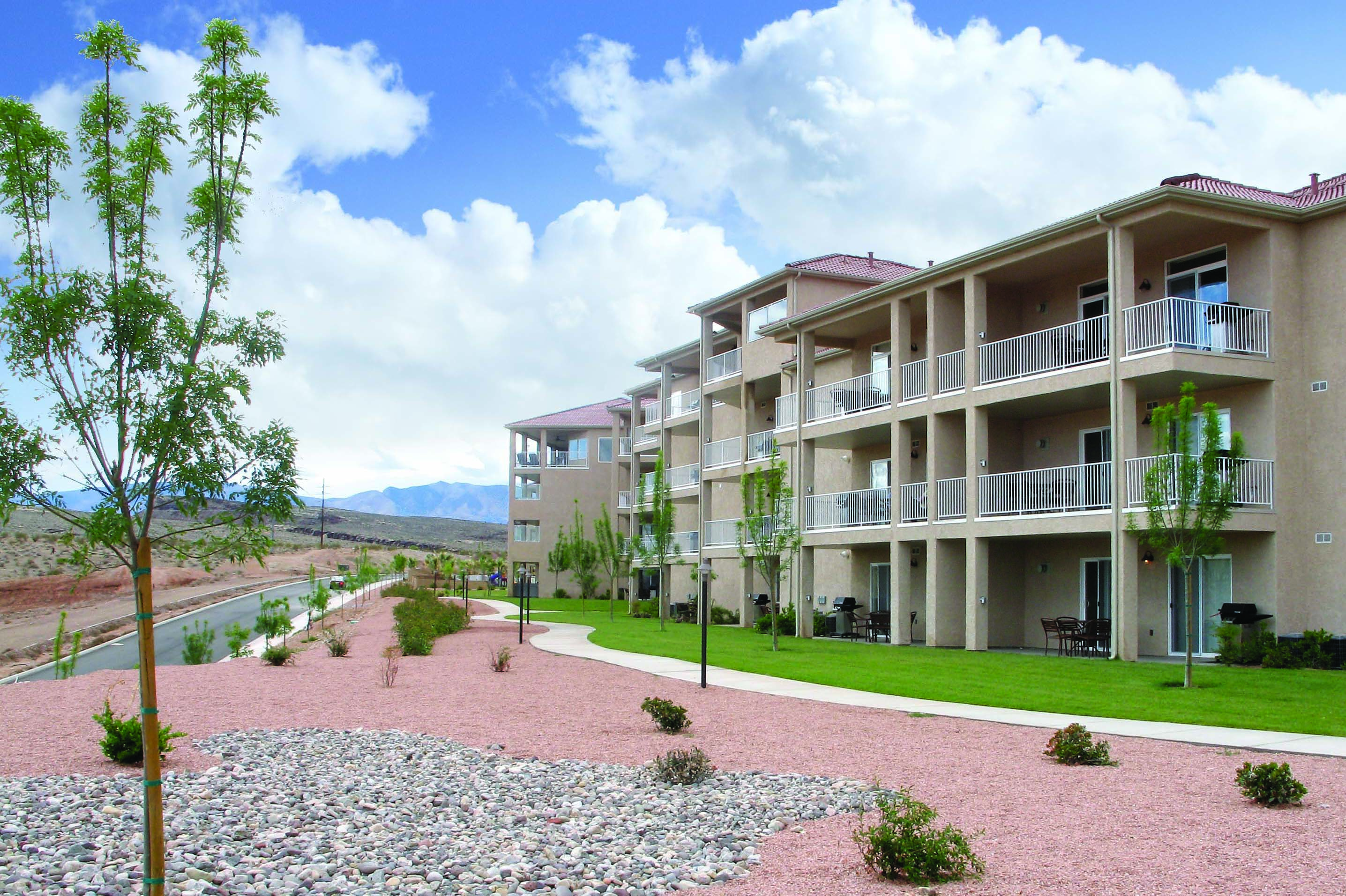 Exterior Day Image of WorldMark Estancia hotel in St. George, Utah