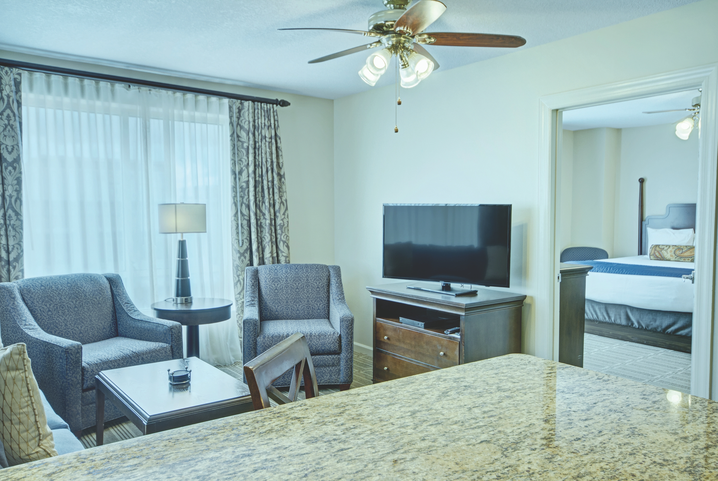 Guest room at the Club Wyndham Old Town Alexandria in Alexandria, Virginia