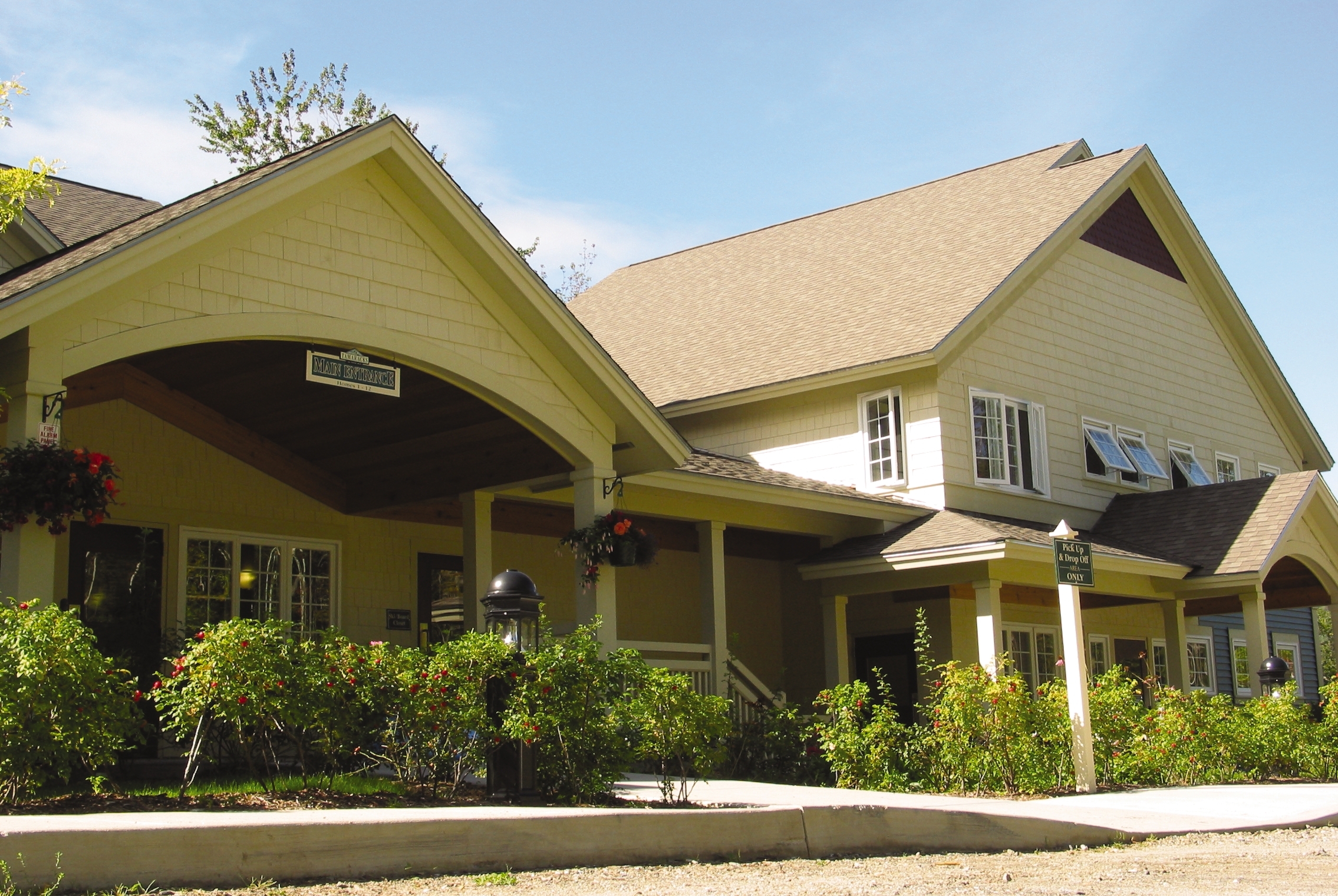 Exterior of Club Wyndham Smugglers' Notch Vermont hotel in Smugglers Notch, Vermont