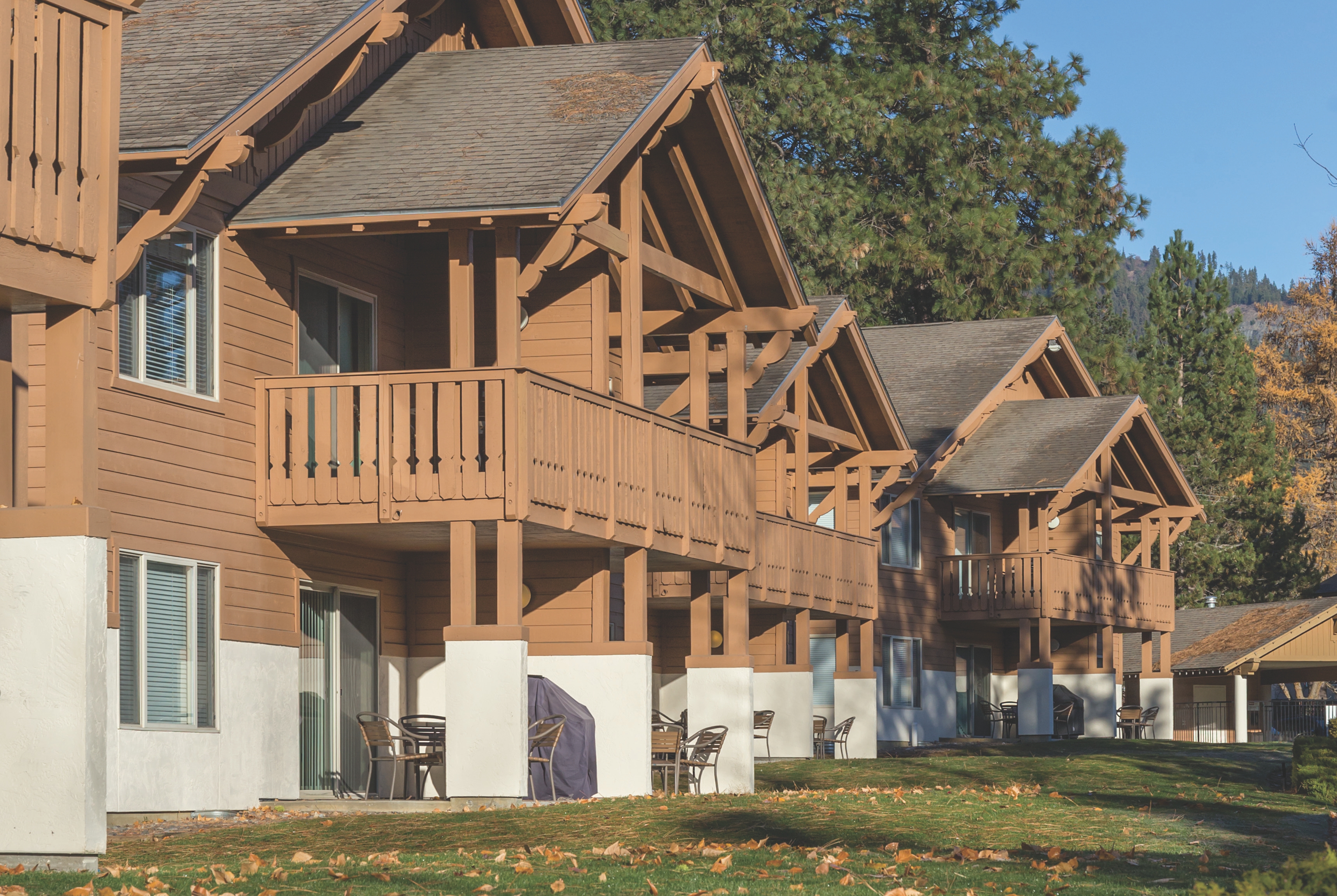Exterior of WorldMark Leavenworth hotel in Leavenworth, Washington