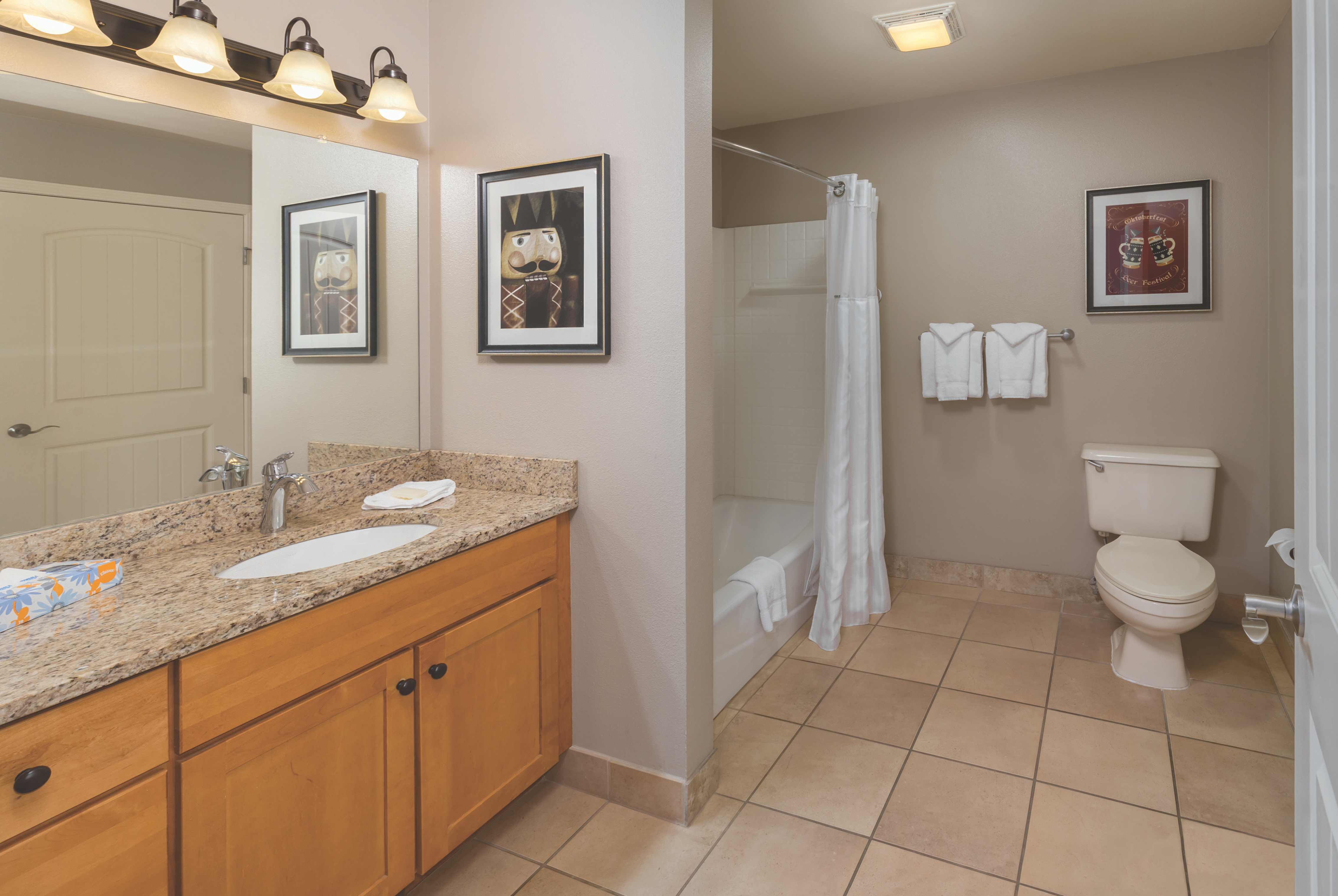 Guest room at the WorldMark Leavenworth in Leavenworth, Washington