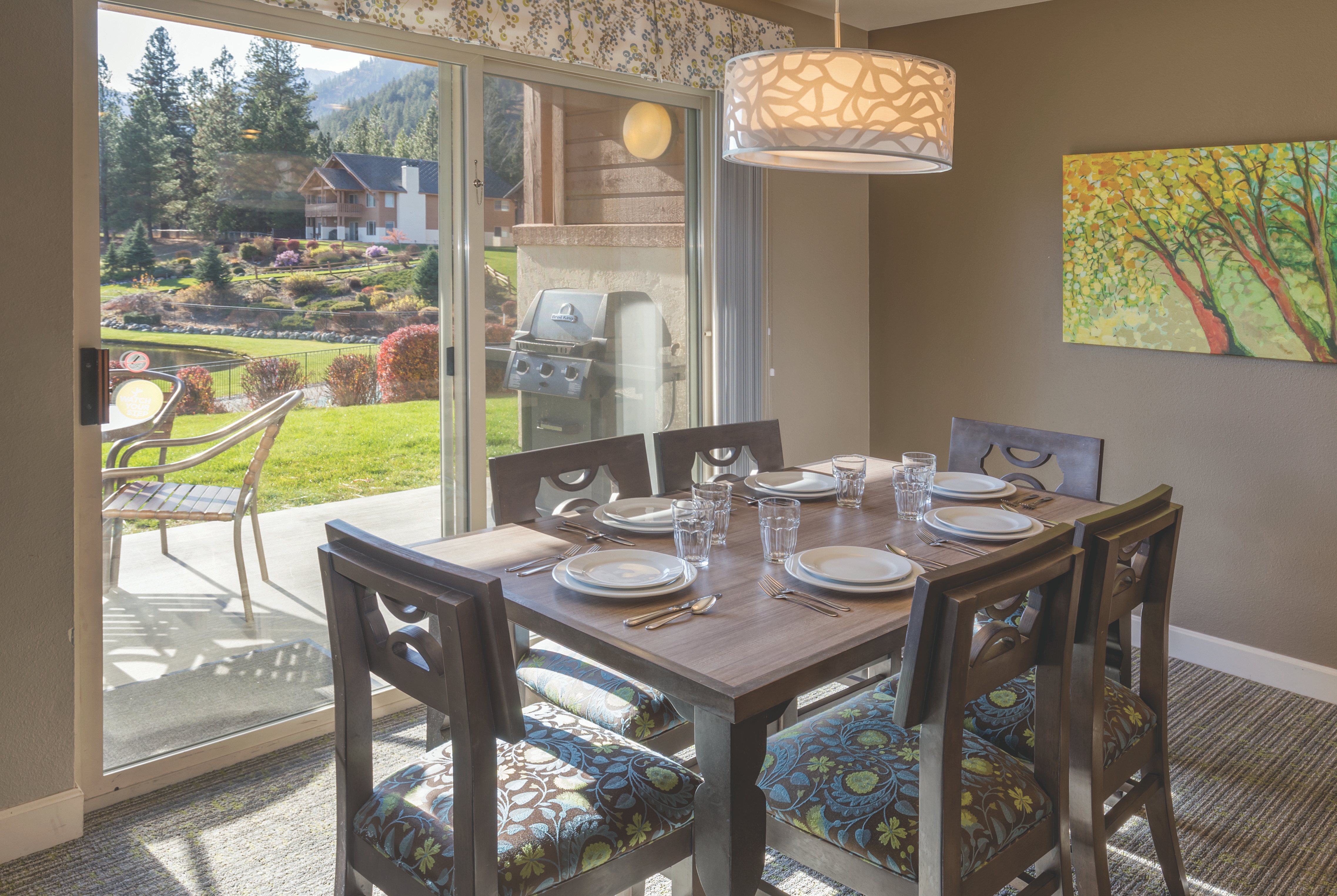 Guest room at the WorldMark Leavenworth in Leavenworth, Washington