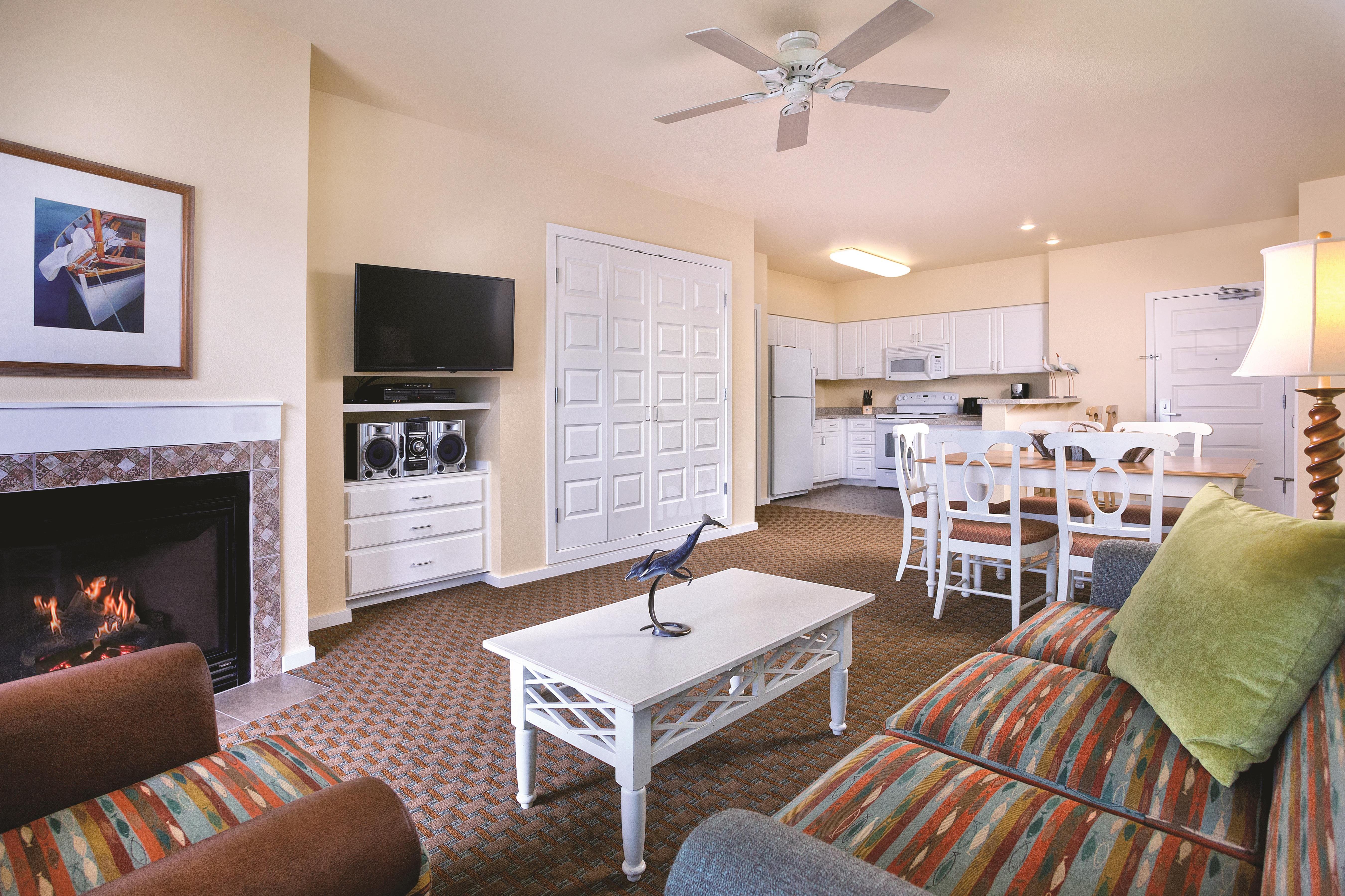 Guest room feature at the WorldMark Long Beach in Long Beach, Washington