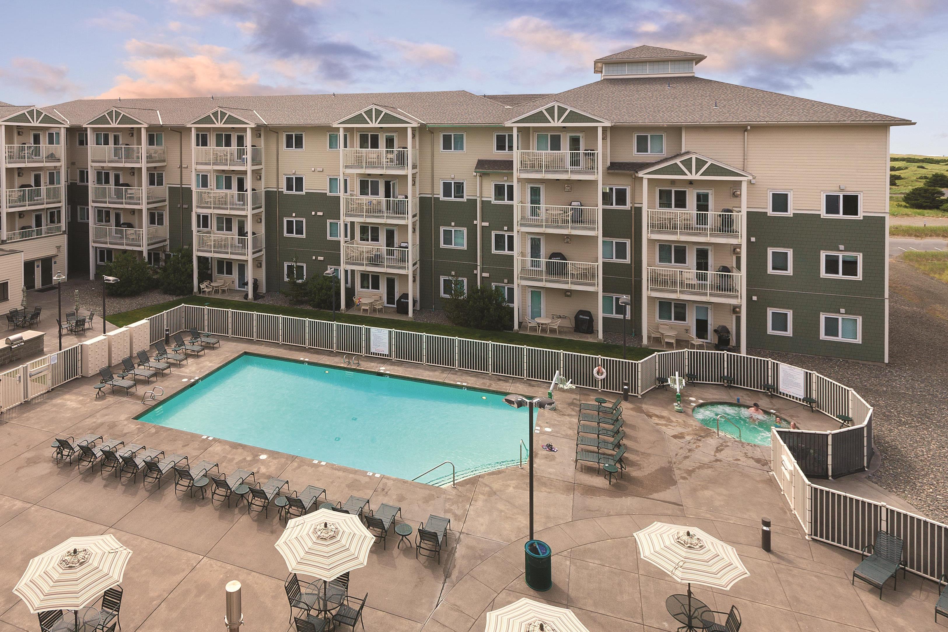 Pool aerial view image at the WorldMark Long Beach in Long Beach, Washington