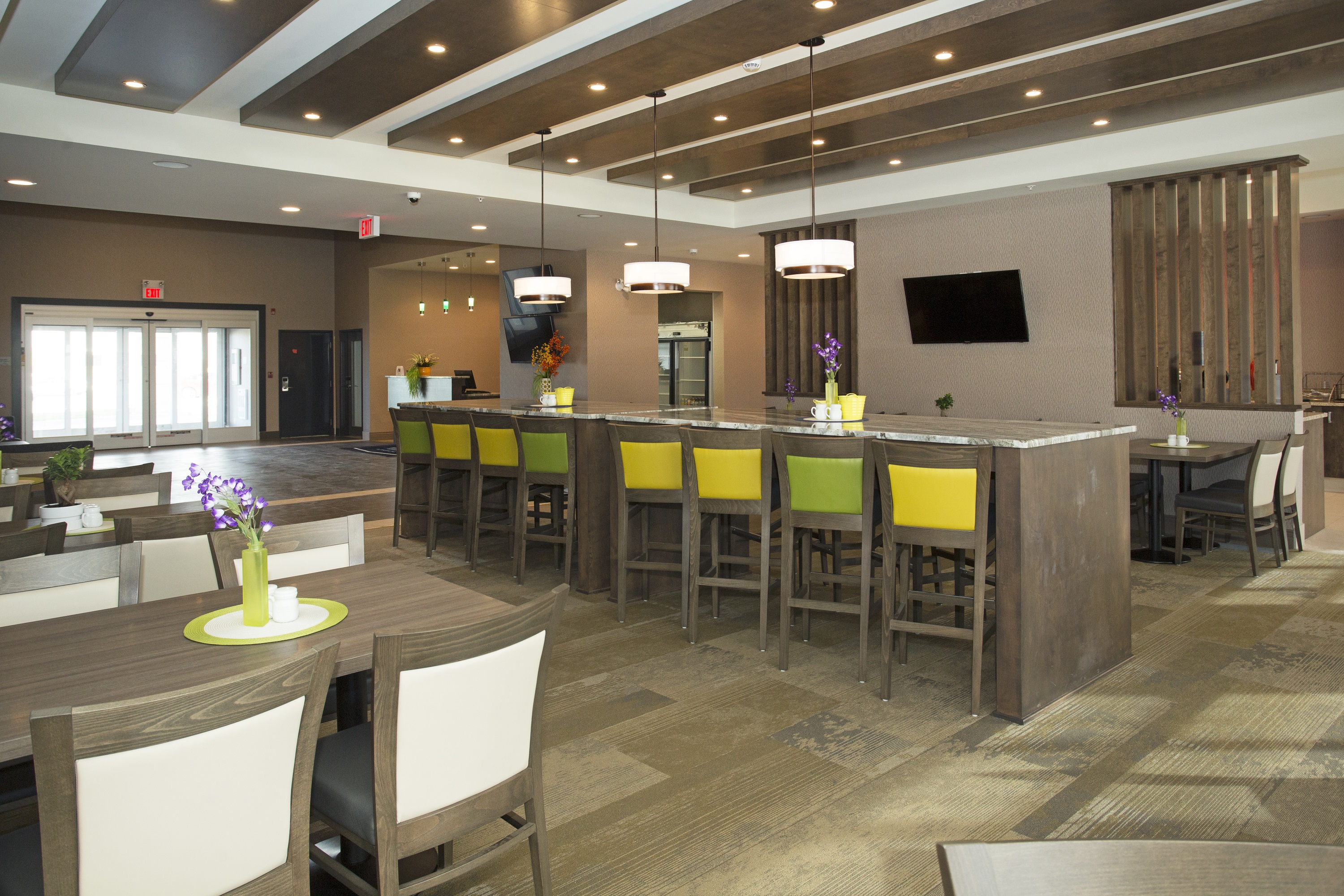 Wingate by Wyndham Calgary Airport restaurant breakfast area with seating in Calgary, Alberta