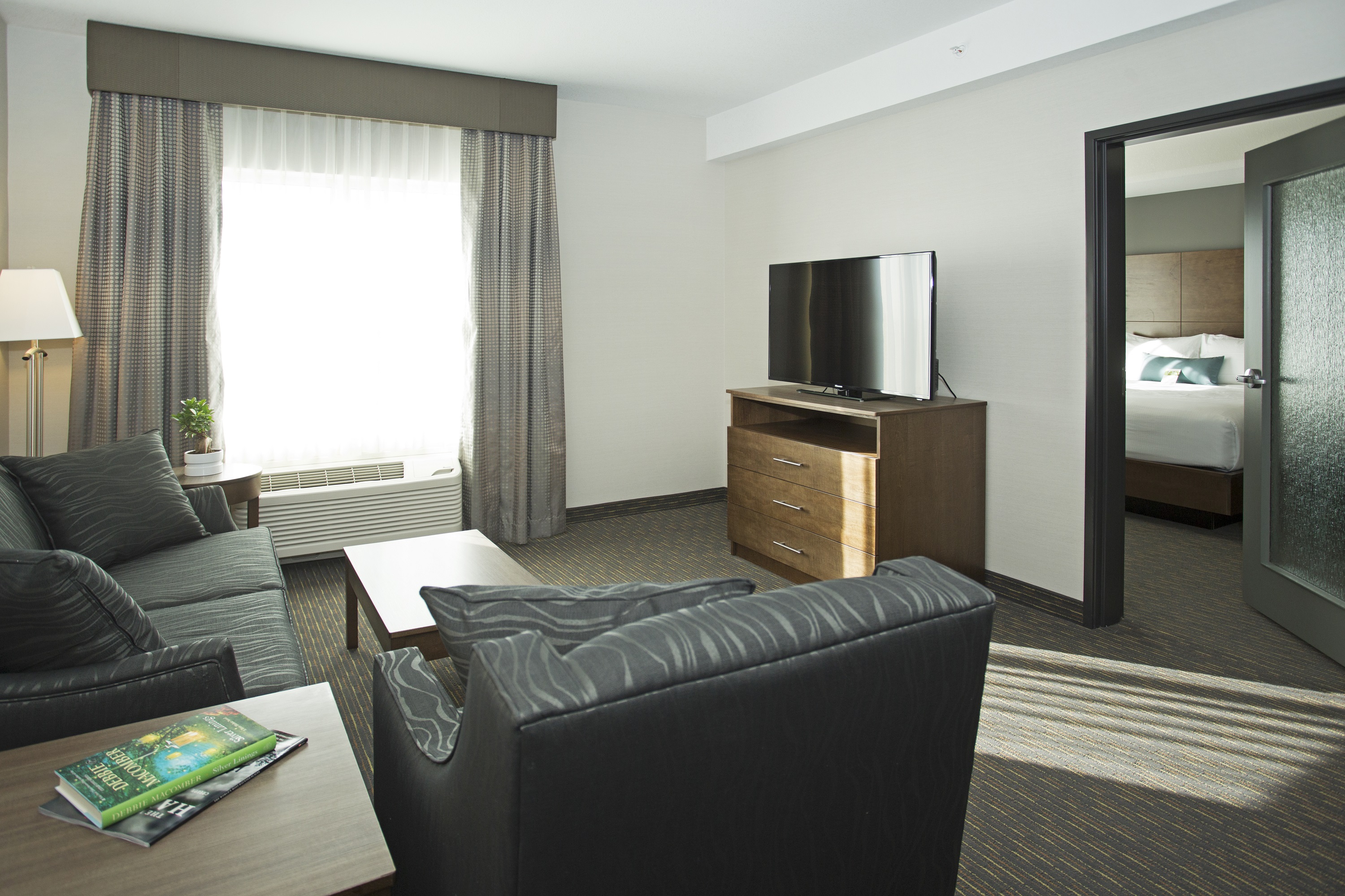 Wingate by Wyndham Calgary Airport suite in Calgary, Alberta
