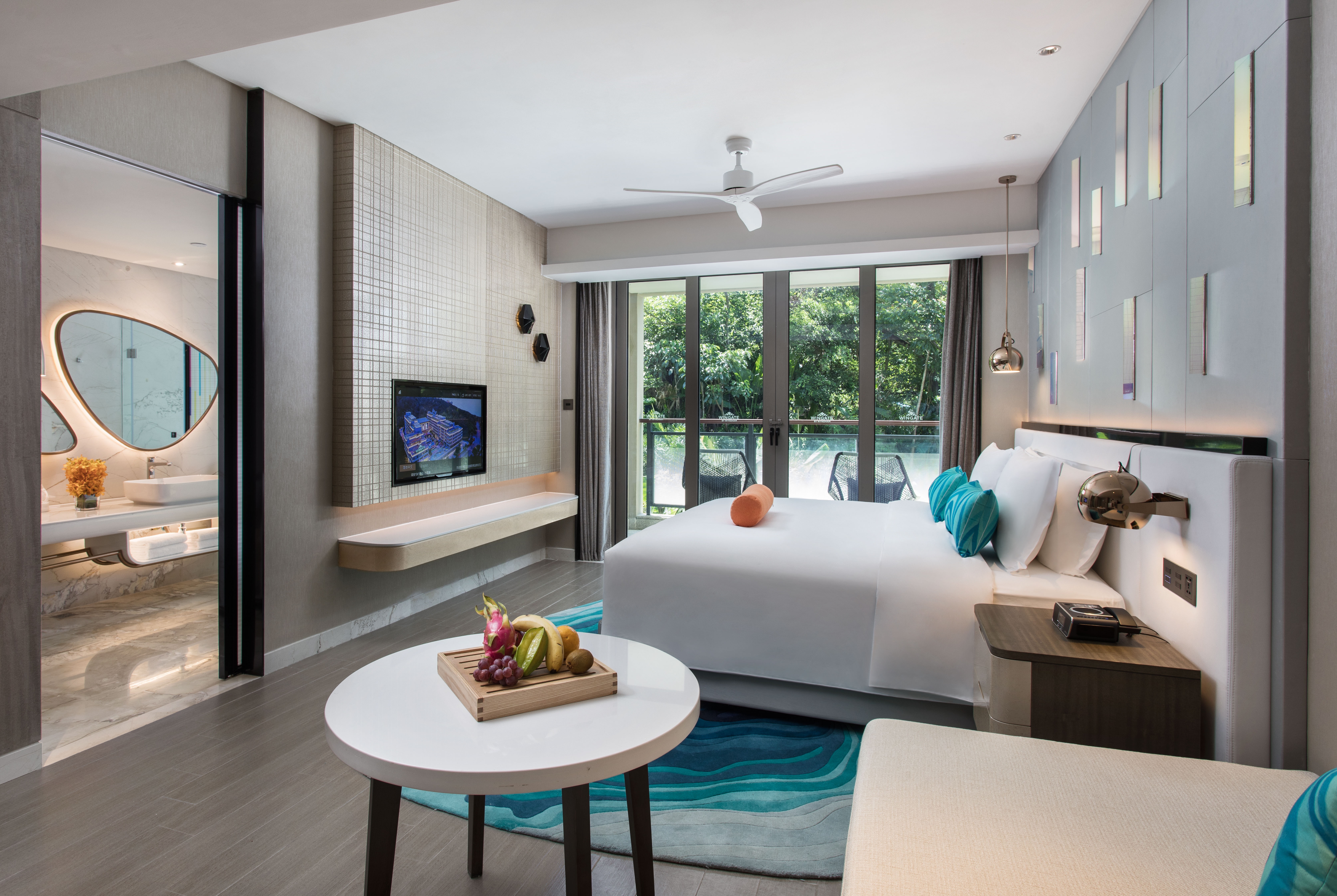 Guest room at the Wingate by Wyndham Sanya Luhuitou in Sanya, Other than US/Canada