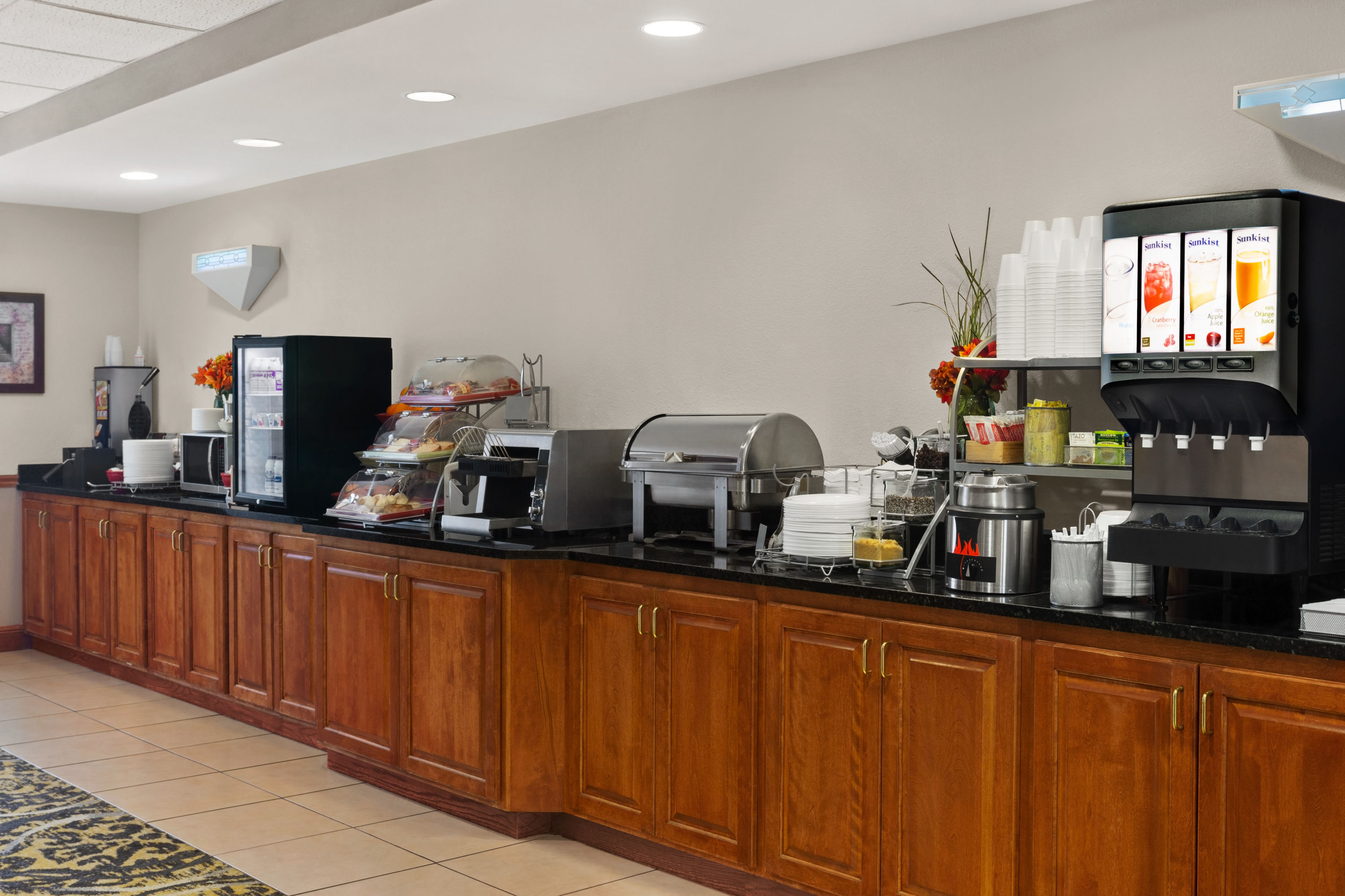 Wingate by Wyndham Bentonville Airport restaurant in Bentonville, Arkansas