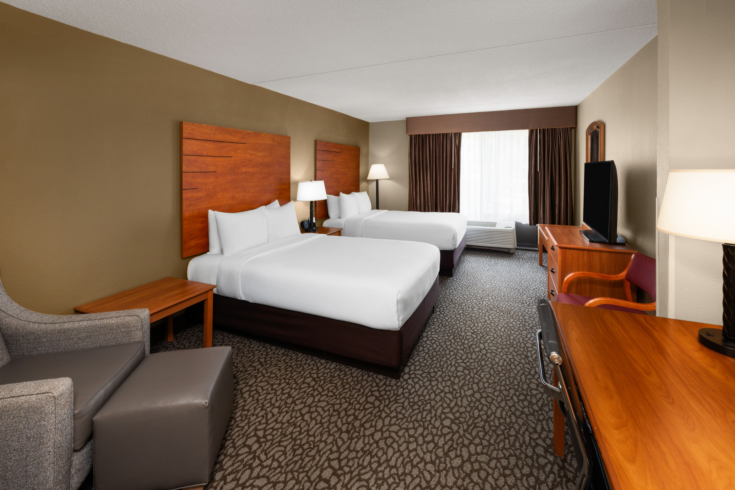 Guest room at the Wingate by Wyndham Little Rock in Little Rock, Arkansas