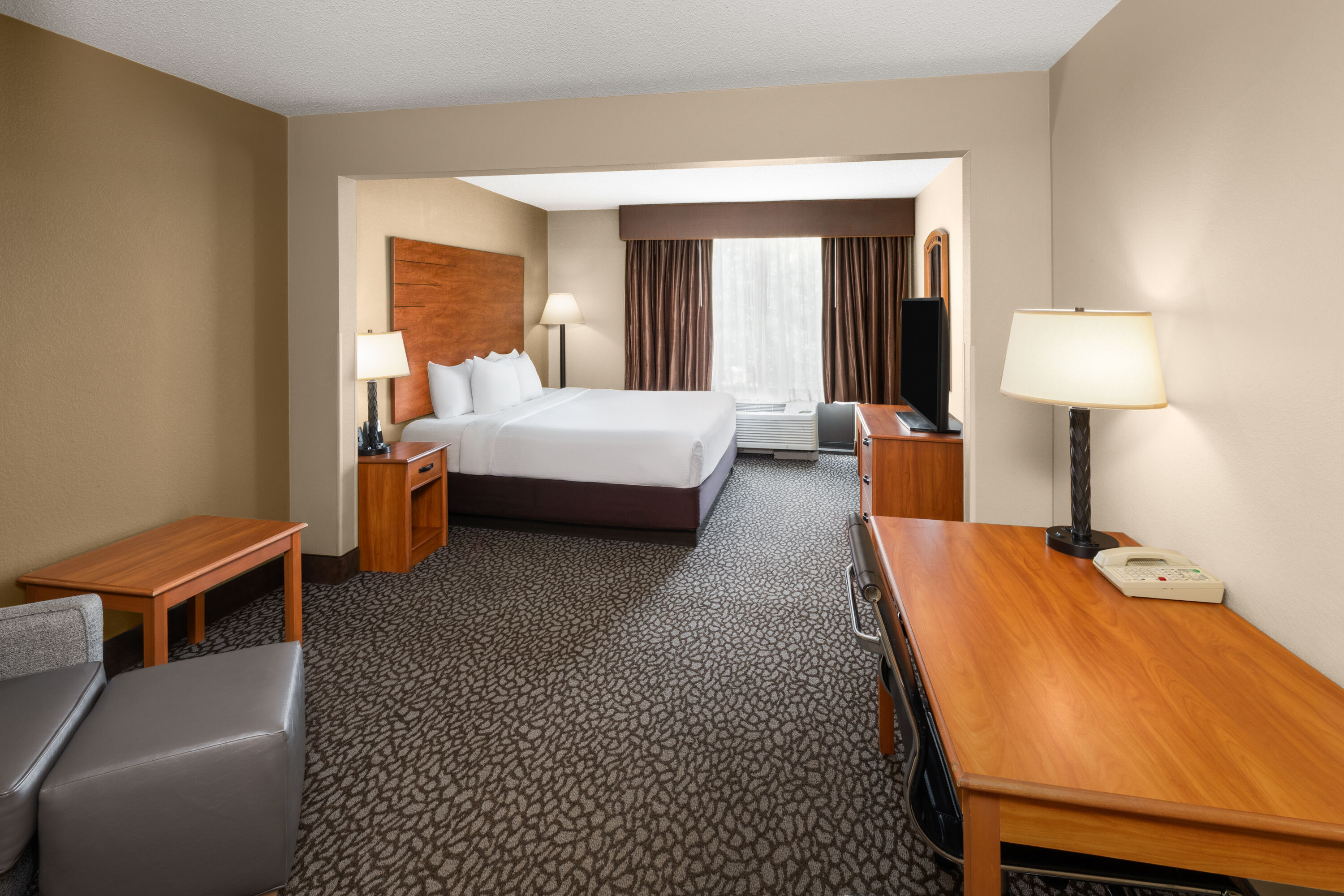 Guest room at the Wingate by Wyndham Little Rock in Little Rock, Arkansas