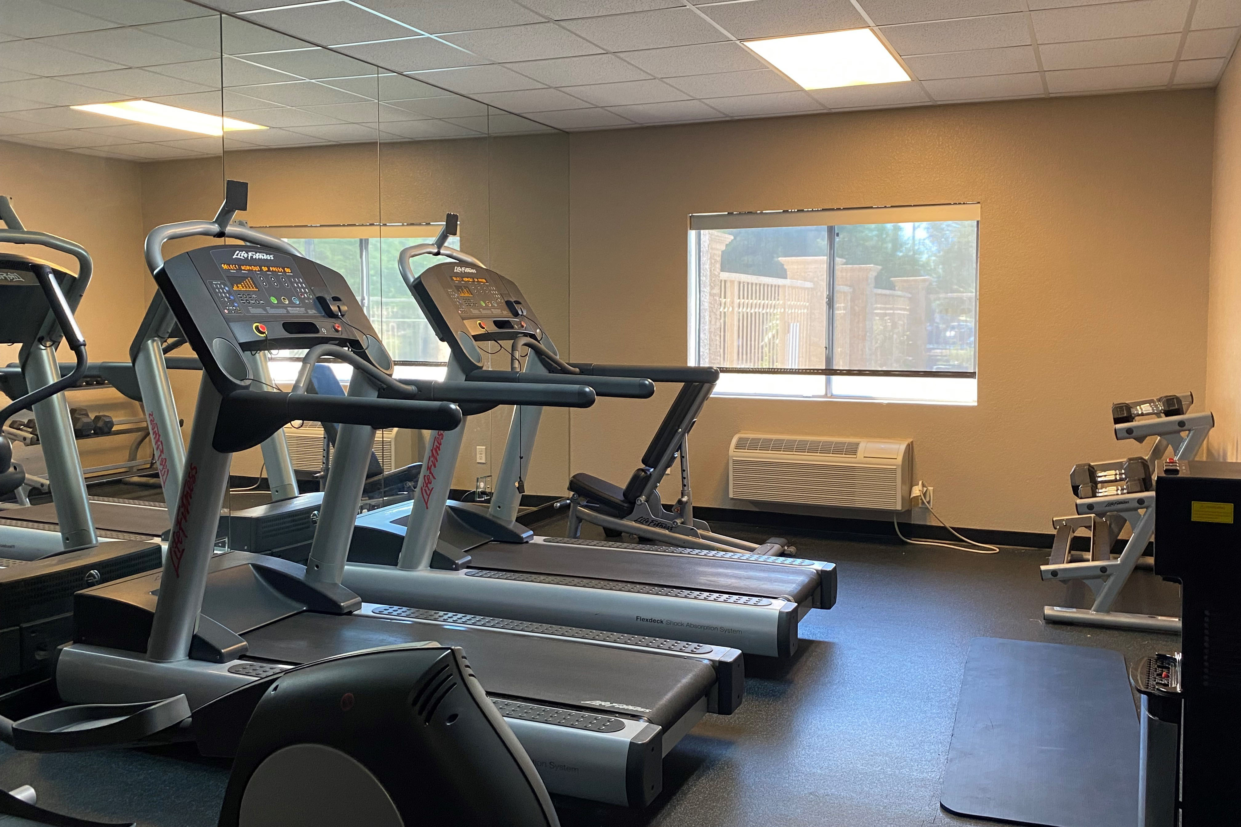 Fitness room at Wingate by Wyndham Chandler/Phoenix in Chandler, Arizona