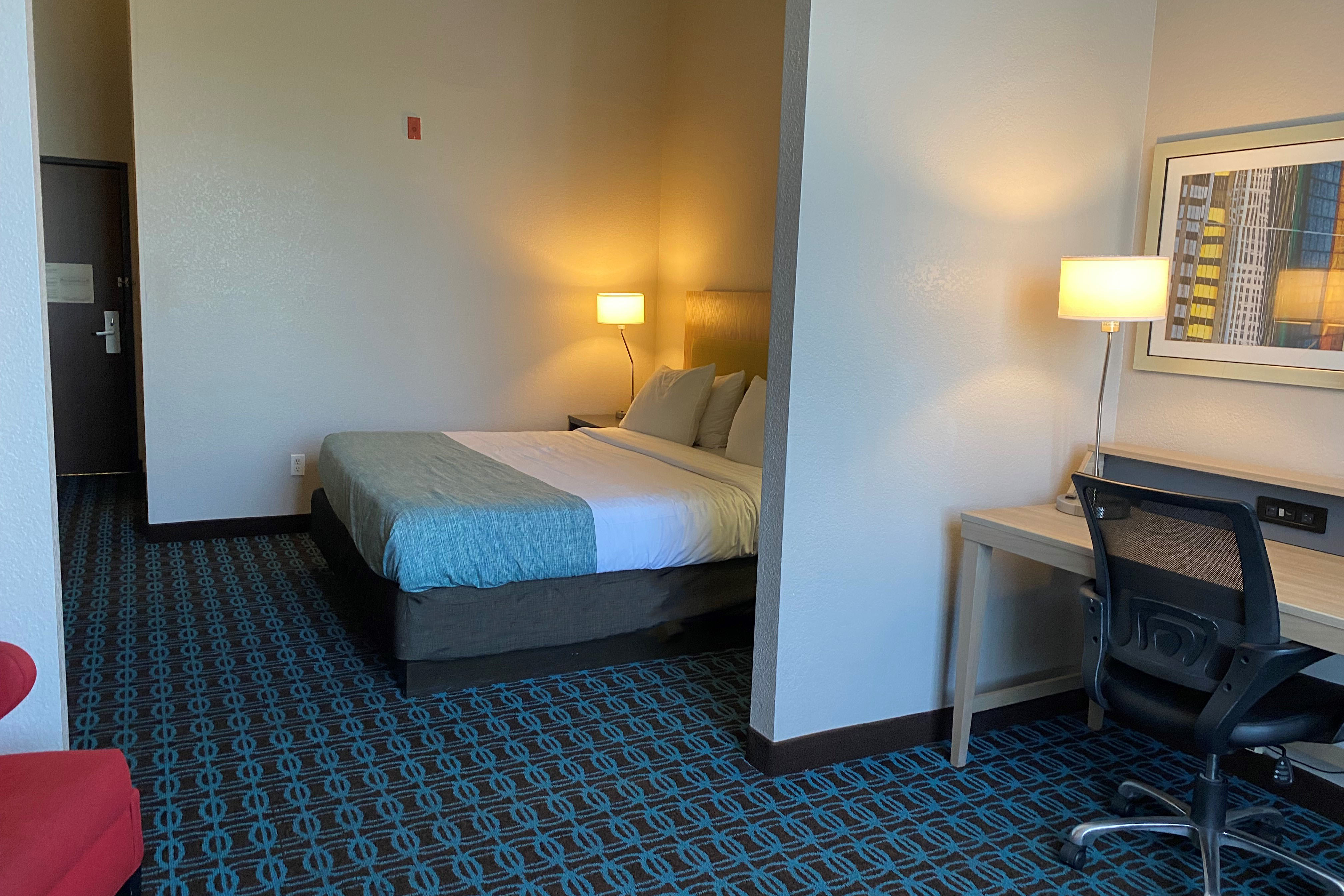 Guest room at the Wingate by Wyndham Chandler/Phoenix in Chandler, Arizona