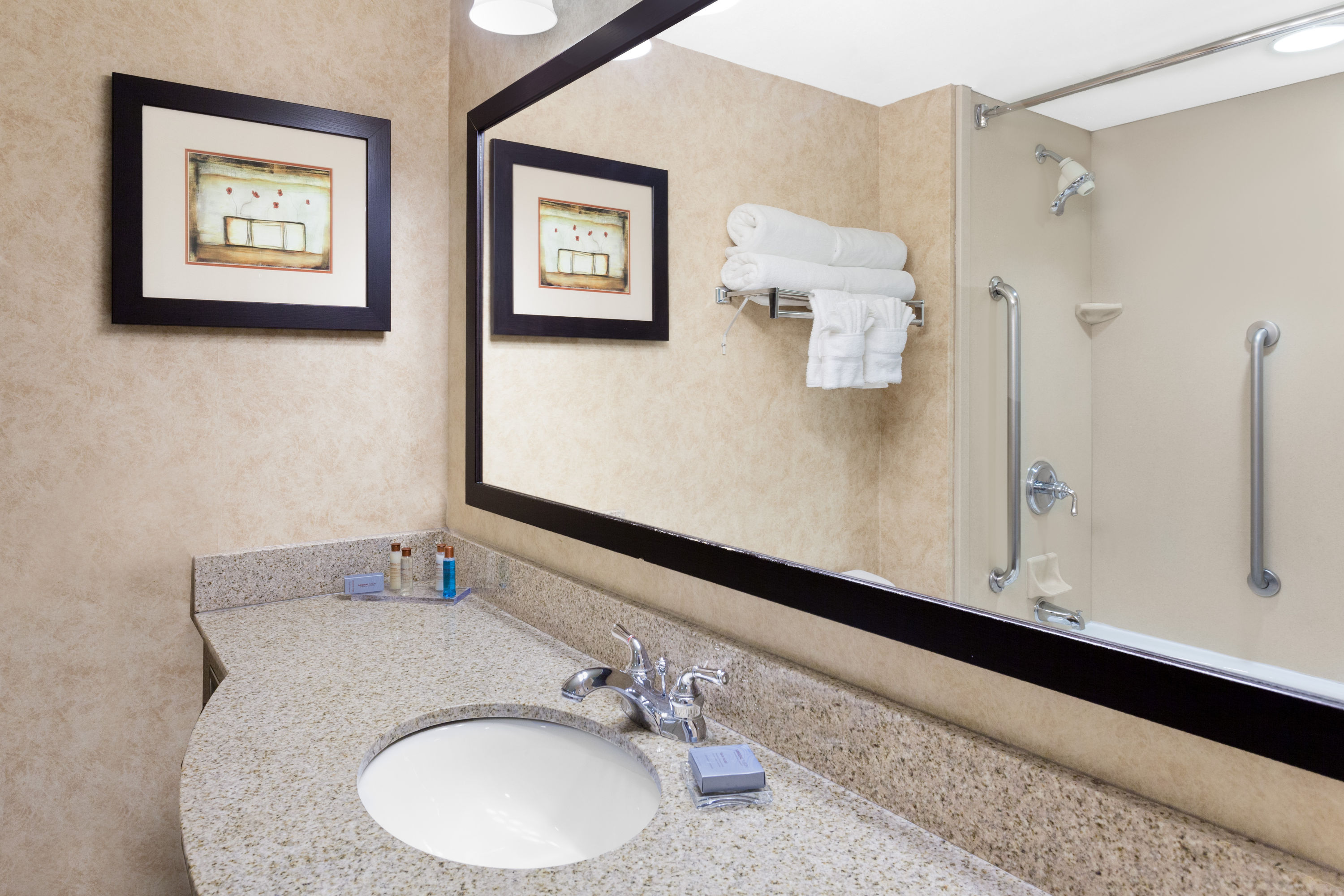 Guest room bath at the Wingate by Wyndham Yuma in Yuma, Arizona