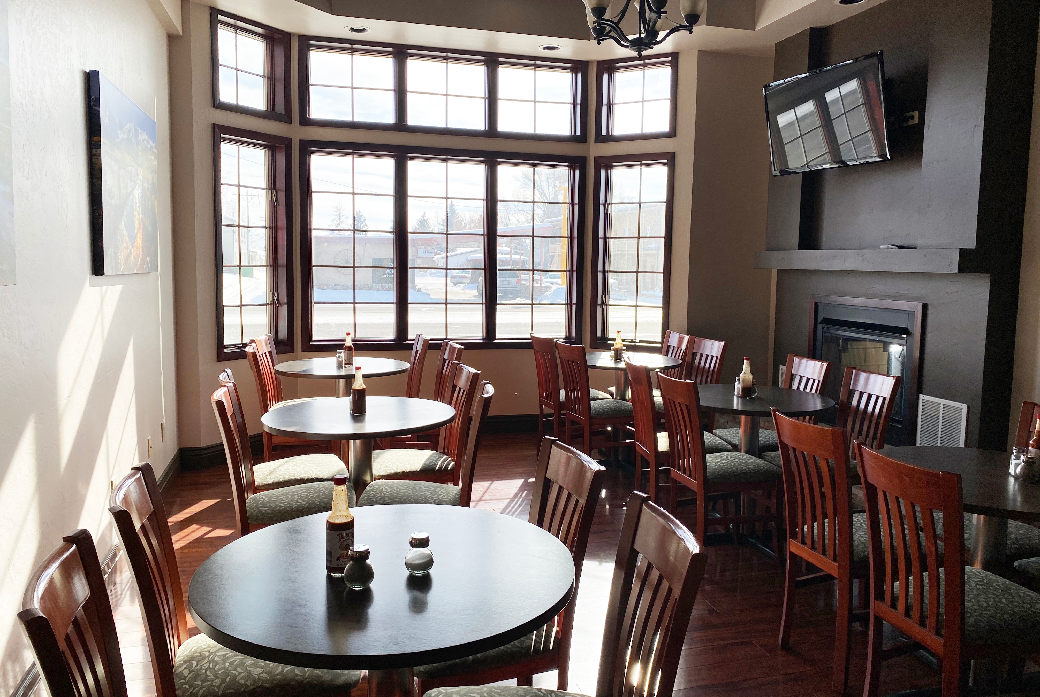 Wingate by Wyndham Gunnison Near Western Colorado University restaurant breakfast area with seating in Gunnison, Colorado