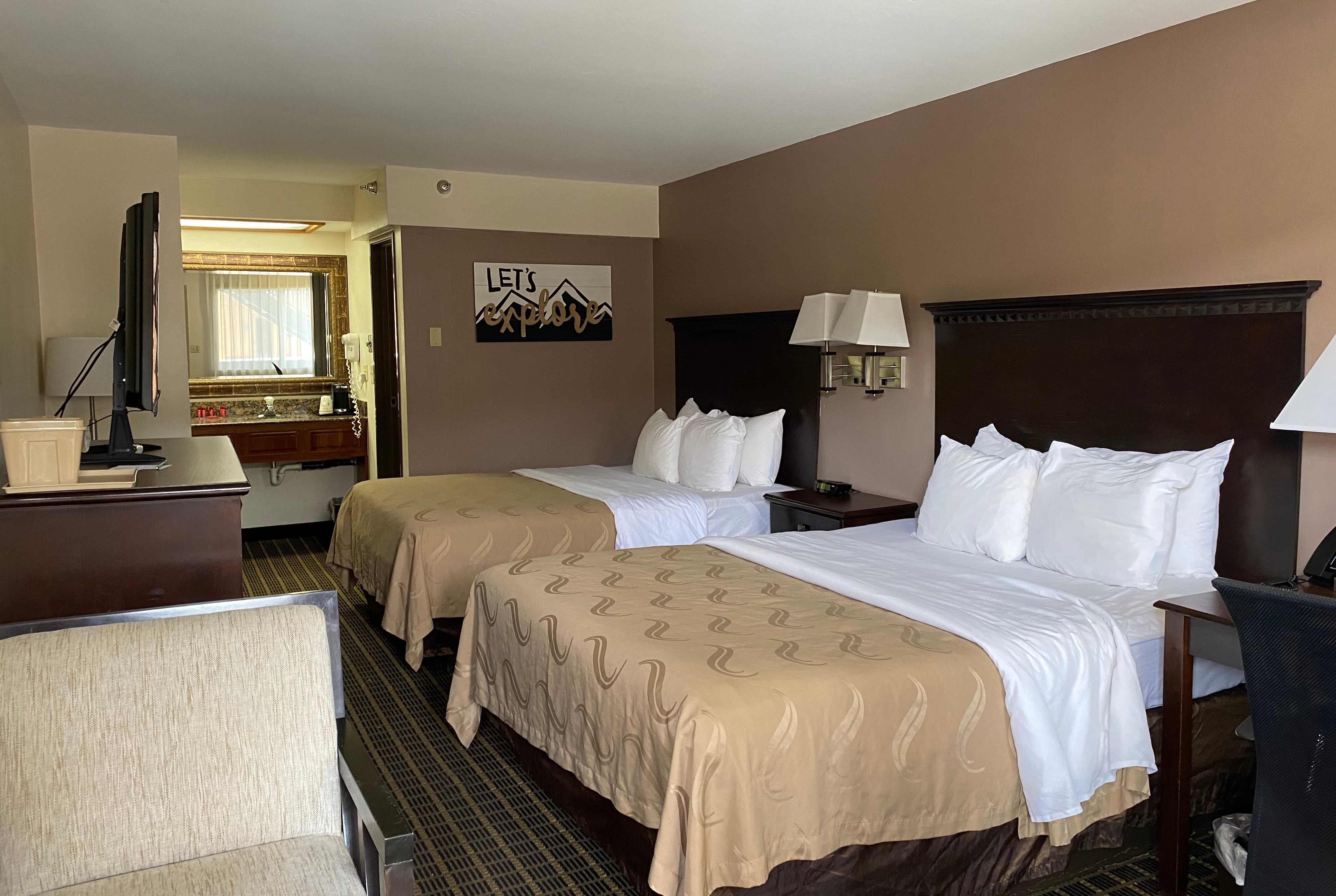 Guest room at the Wingate by Wyndham Gunnison Near Western Colorado University in Gunnison, Colorado