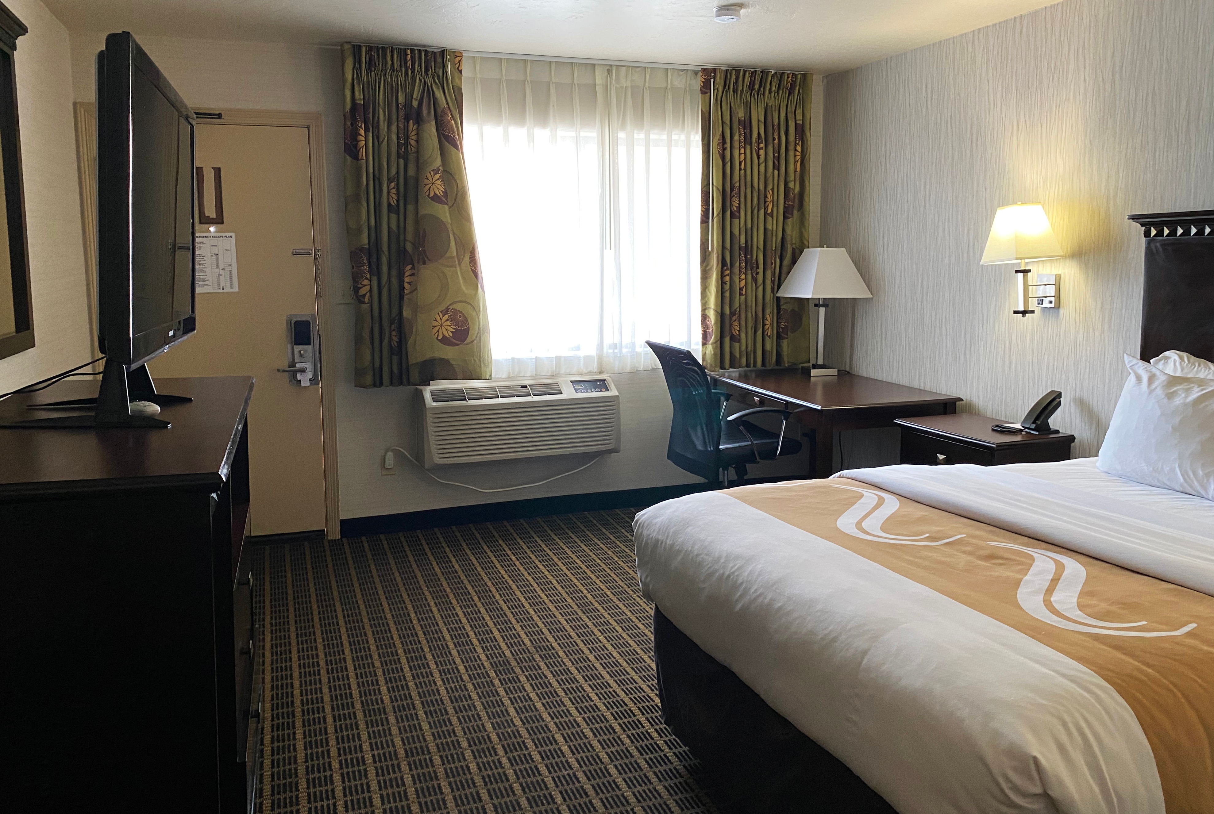 Guest room at the Wingate by Wyndham Gunnison Near Western Colorado University in Gunnison, Colorado