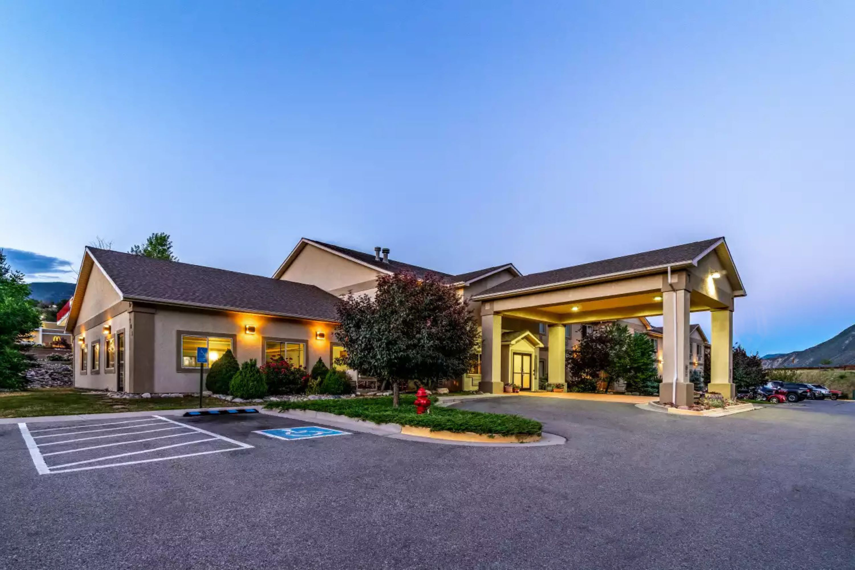 Exterior of Wingate by Wyndham New Castle - Glenwood Springs hotel in New Castle, Colorado