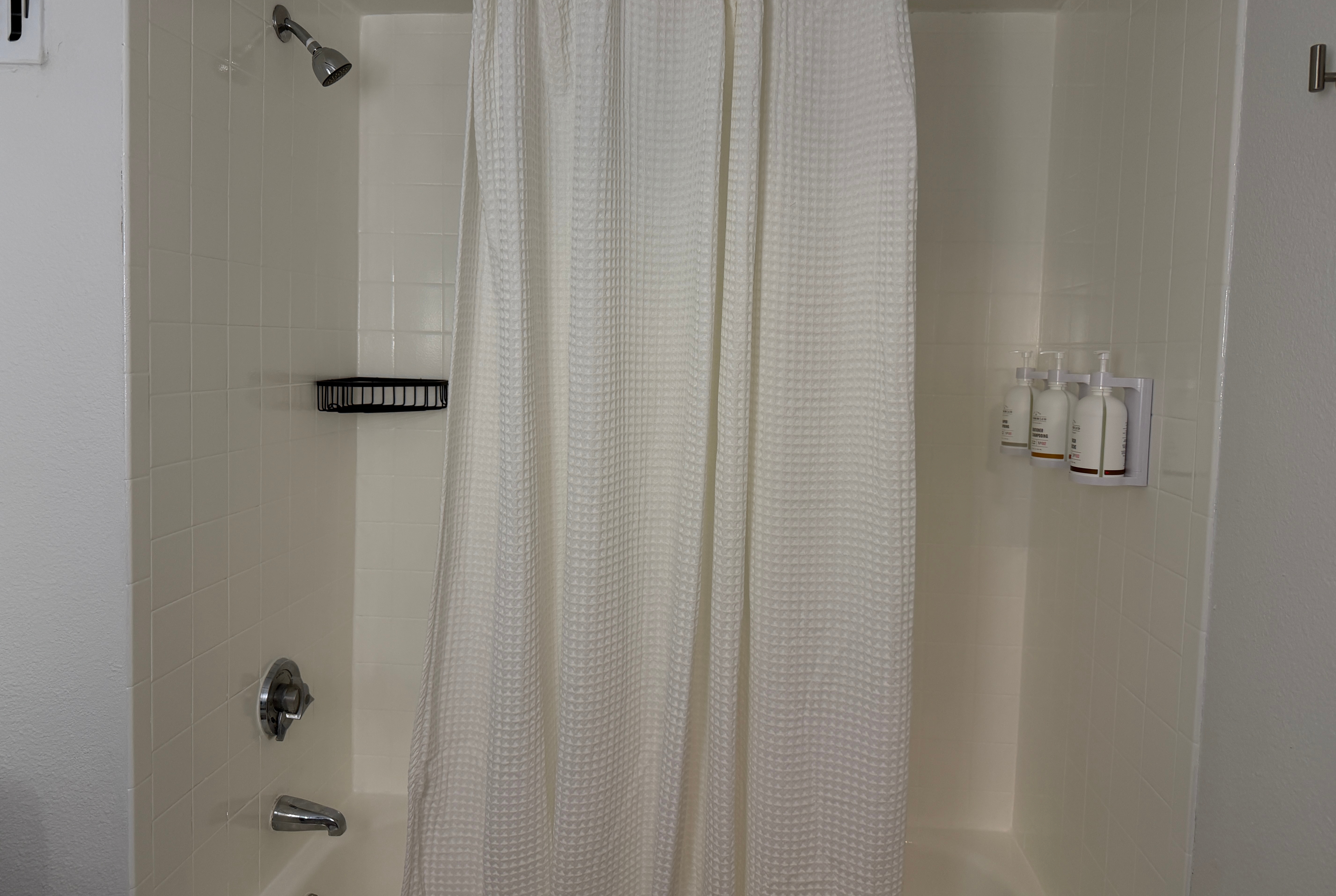 Guest room bath at the Wingate by Wyndham Jacksonville FL in Jacksonville, Florida