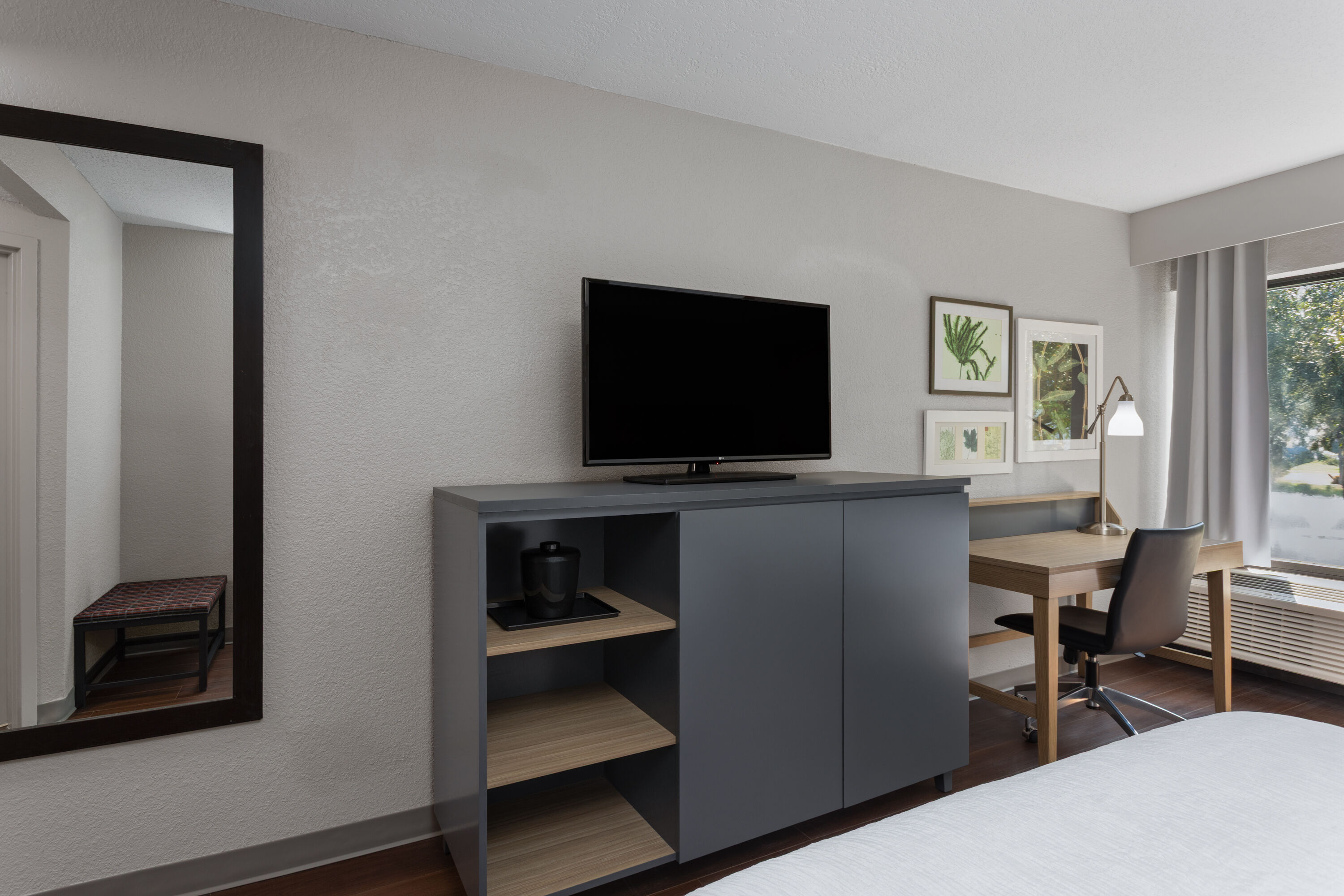 Guest room at the Wingate by Wyndham Jacksonville FL in Jacksonville, Florida