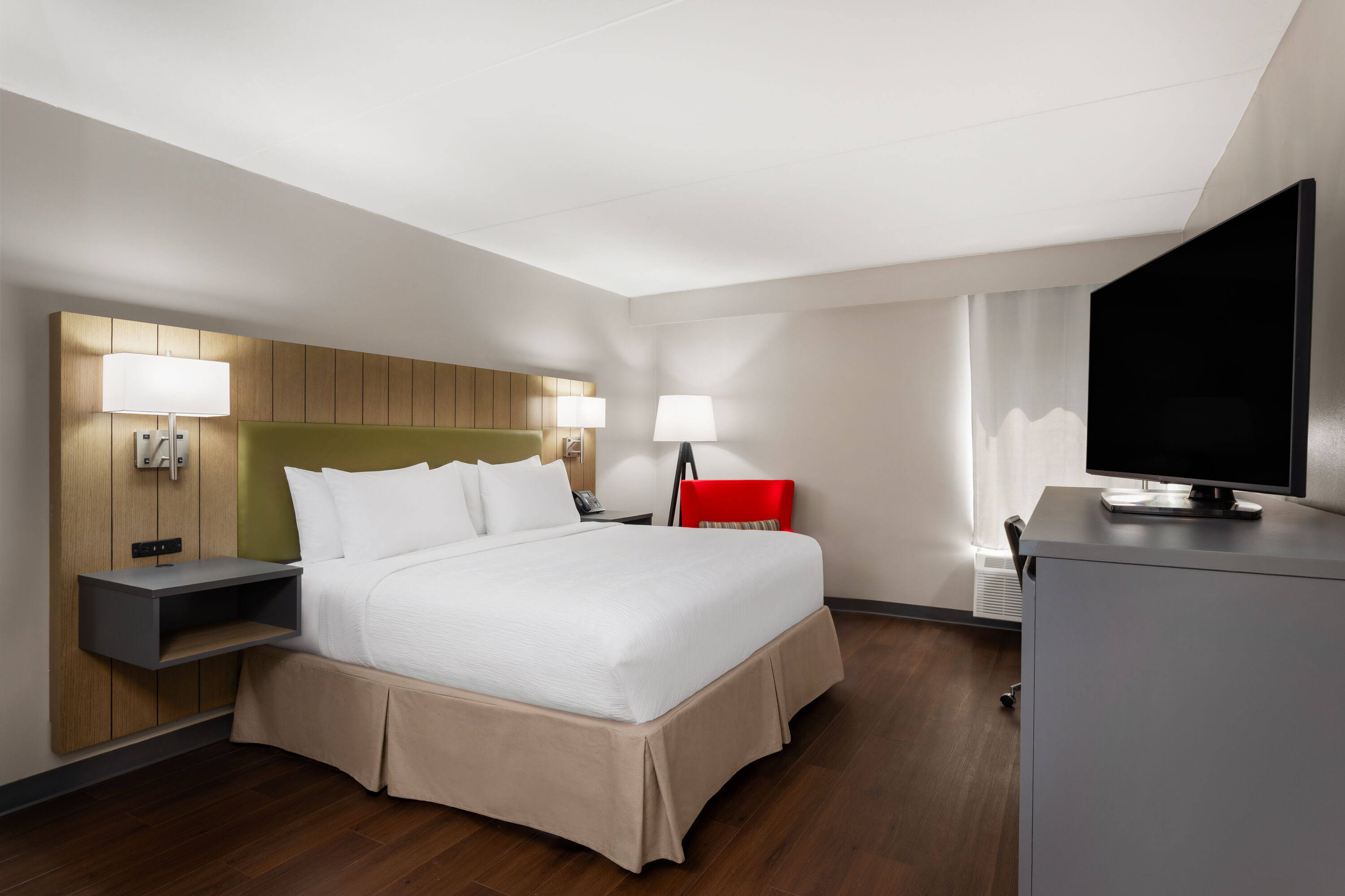 Guest room at the Wingate by Wyndham Jacksonville FL in Jacksonville, Florida