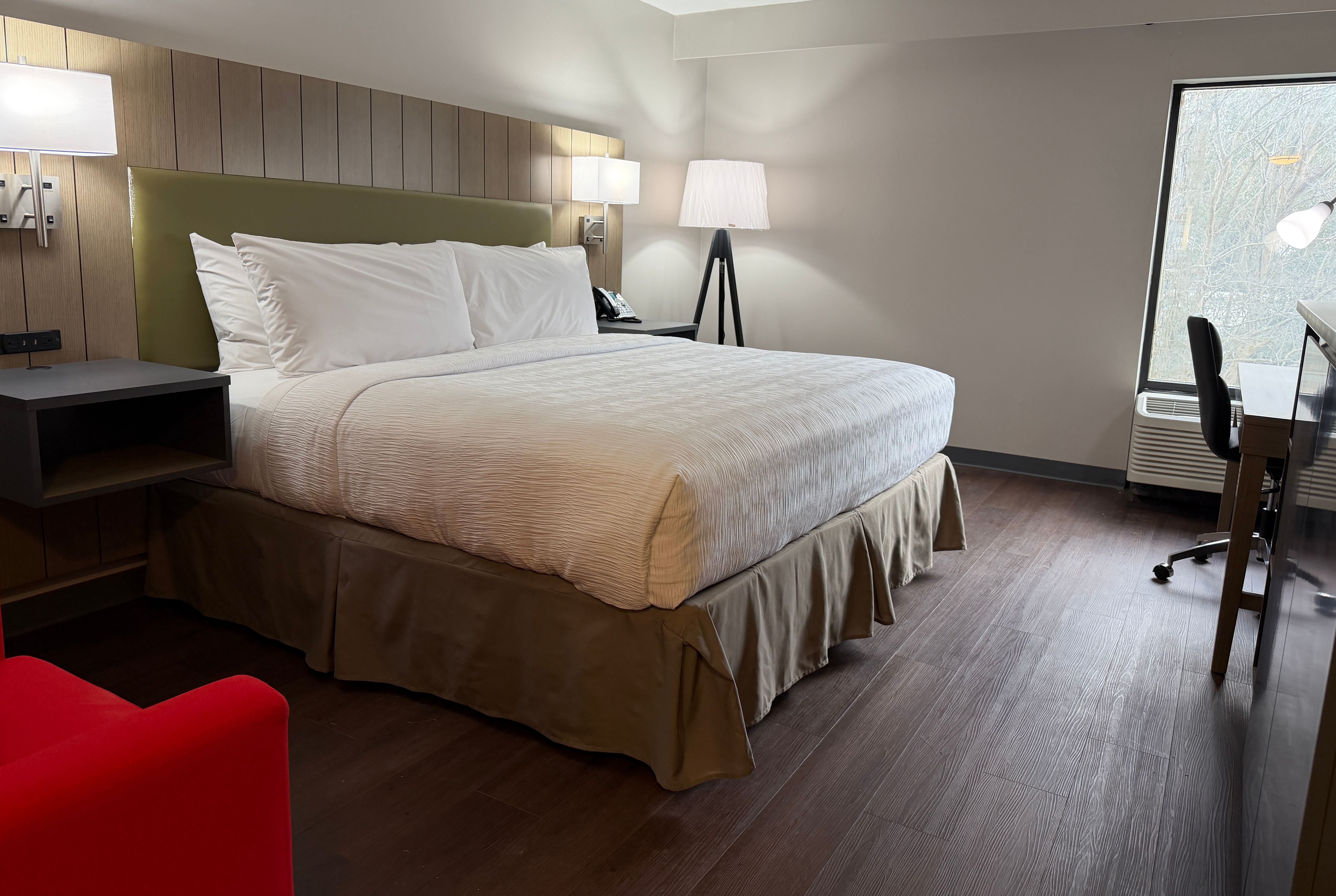 Guest room at the Wingate by Wyndham Jacksonville FL in Jacksonville, Florida