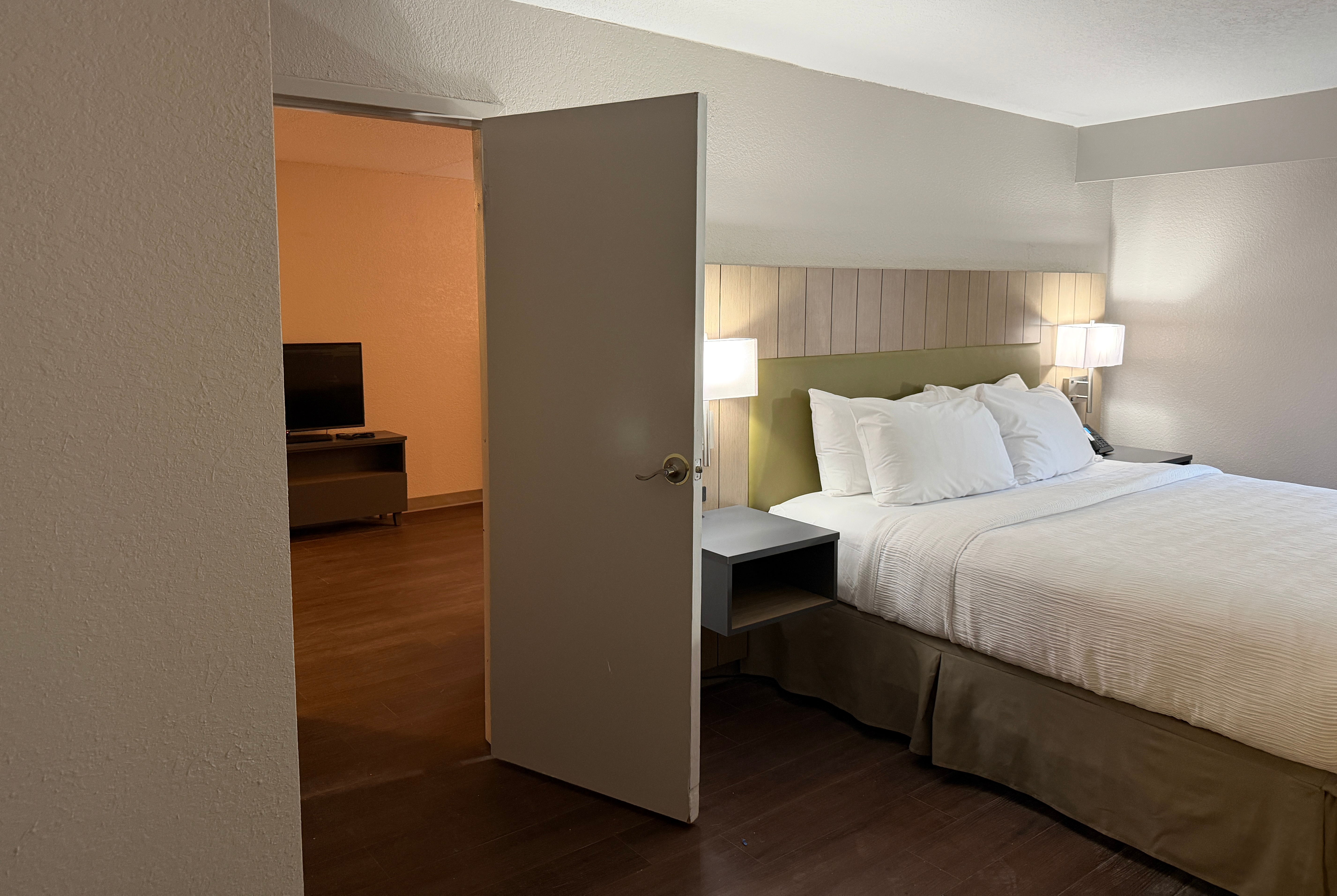 Guest room at the Wingate by Wyndham Jacksonville FL in Jacksonville, Florida