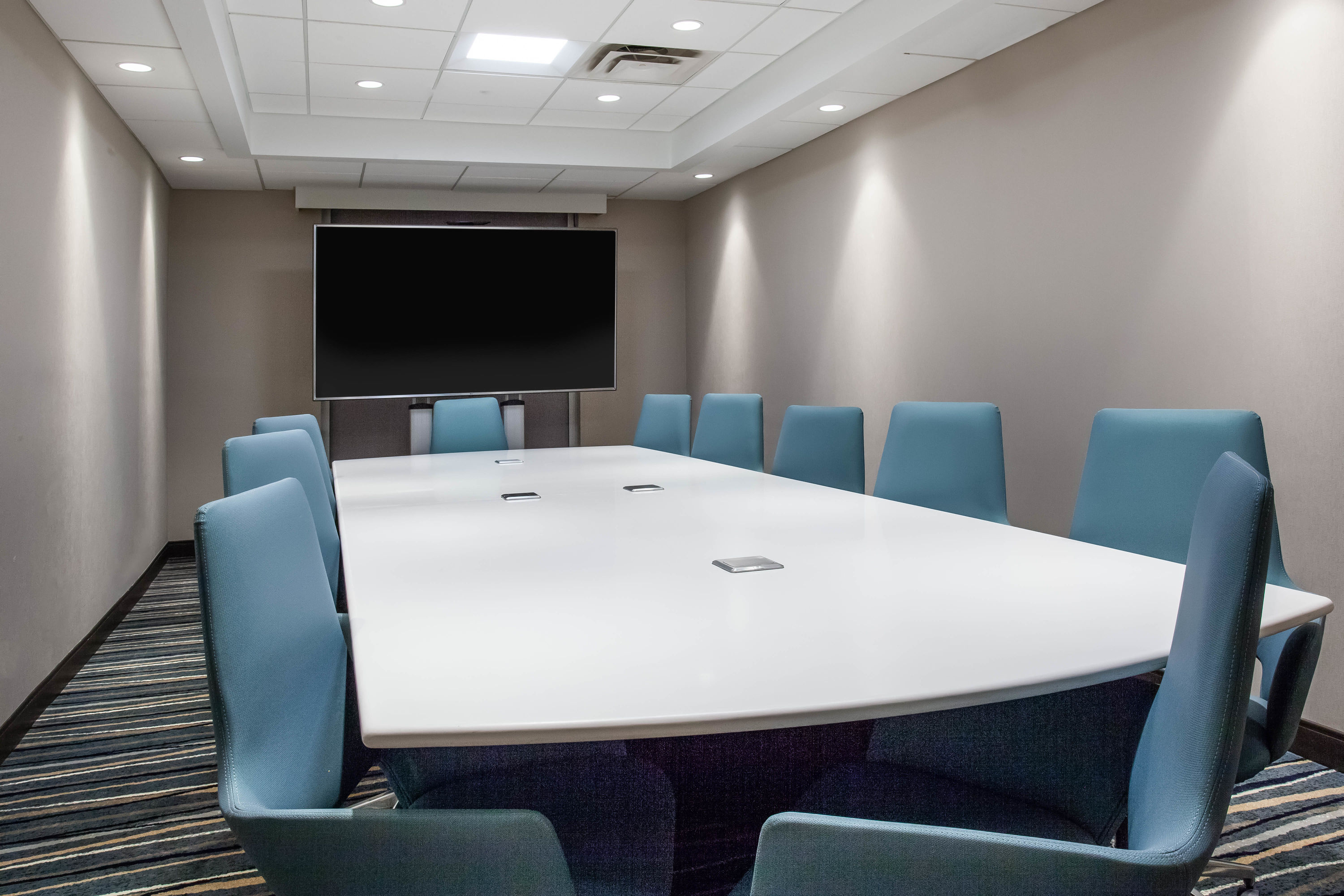 Board room at Wingate by Wyndham Orlando International Airport in Orlando, Florida