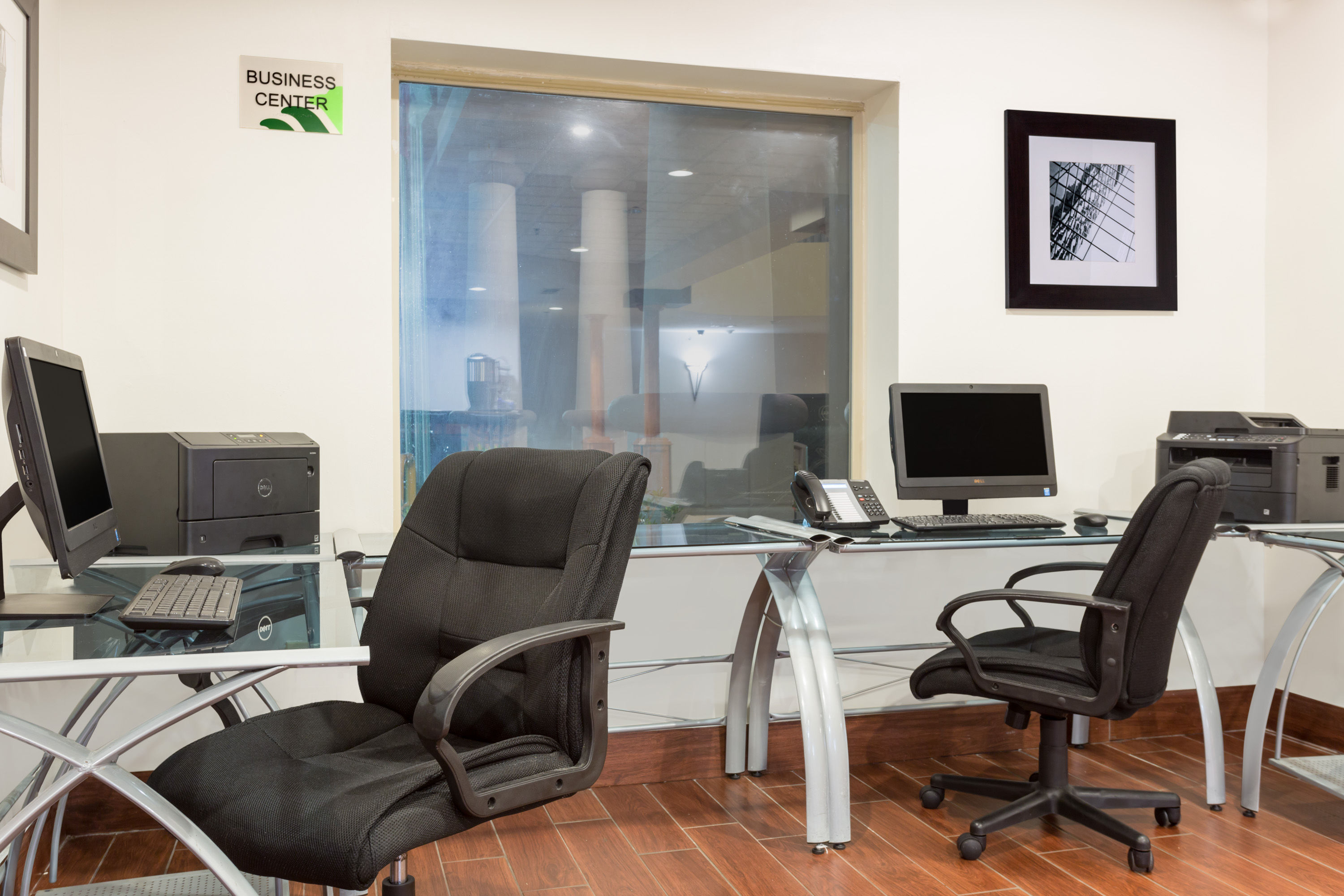 Wingate by Wyndham Athens Near Downtown business center in Athens, Georgia