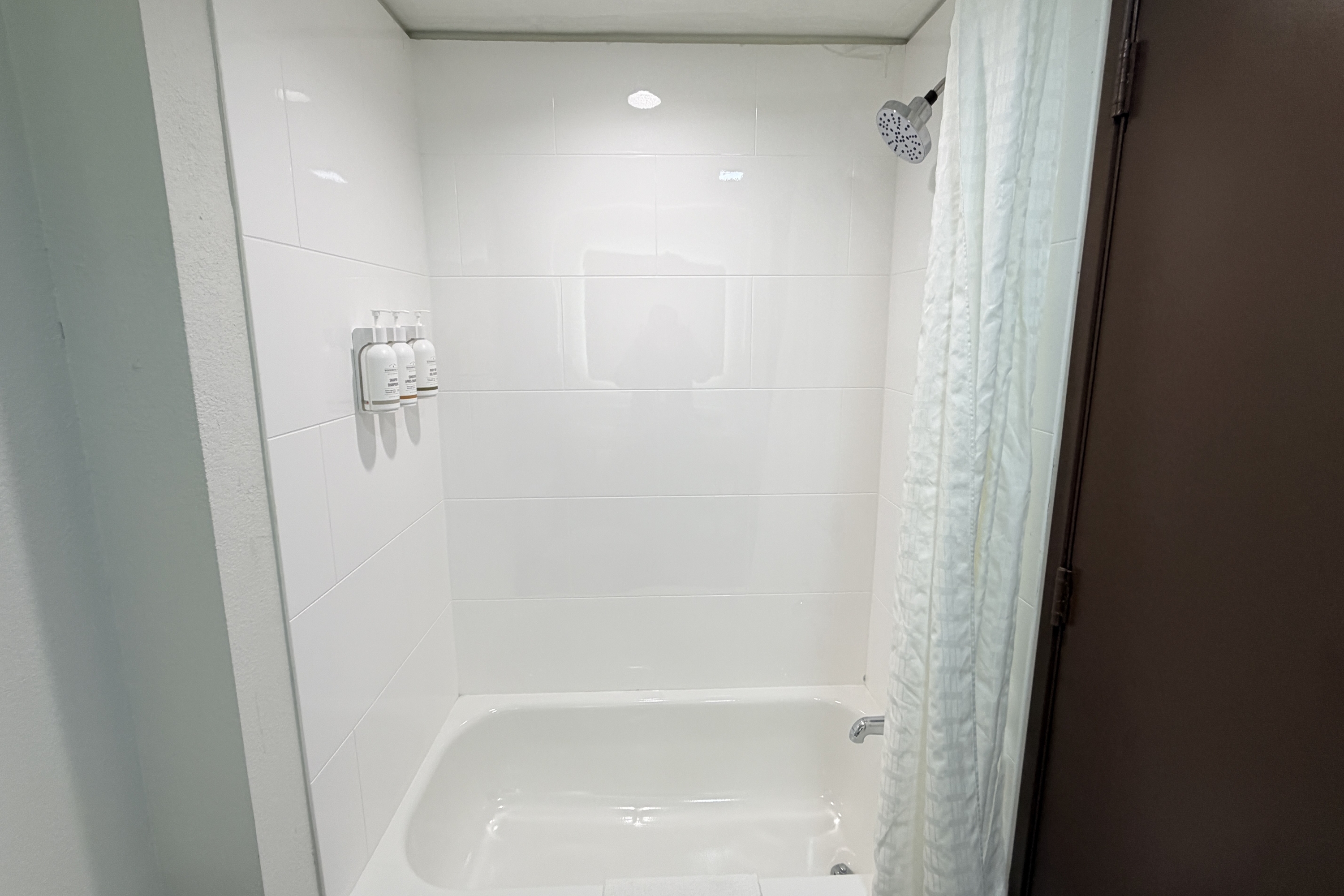Guest room bath at the Wingate by Wyndham Athens Near Downtown in Athens, Georgia