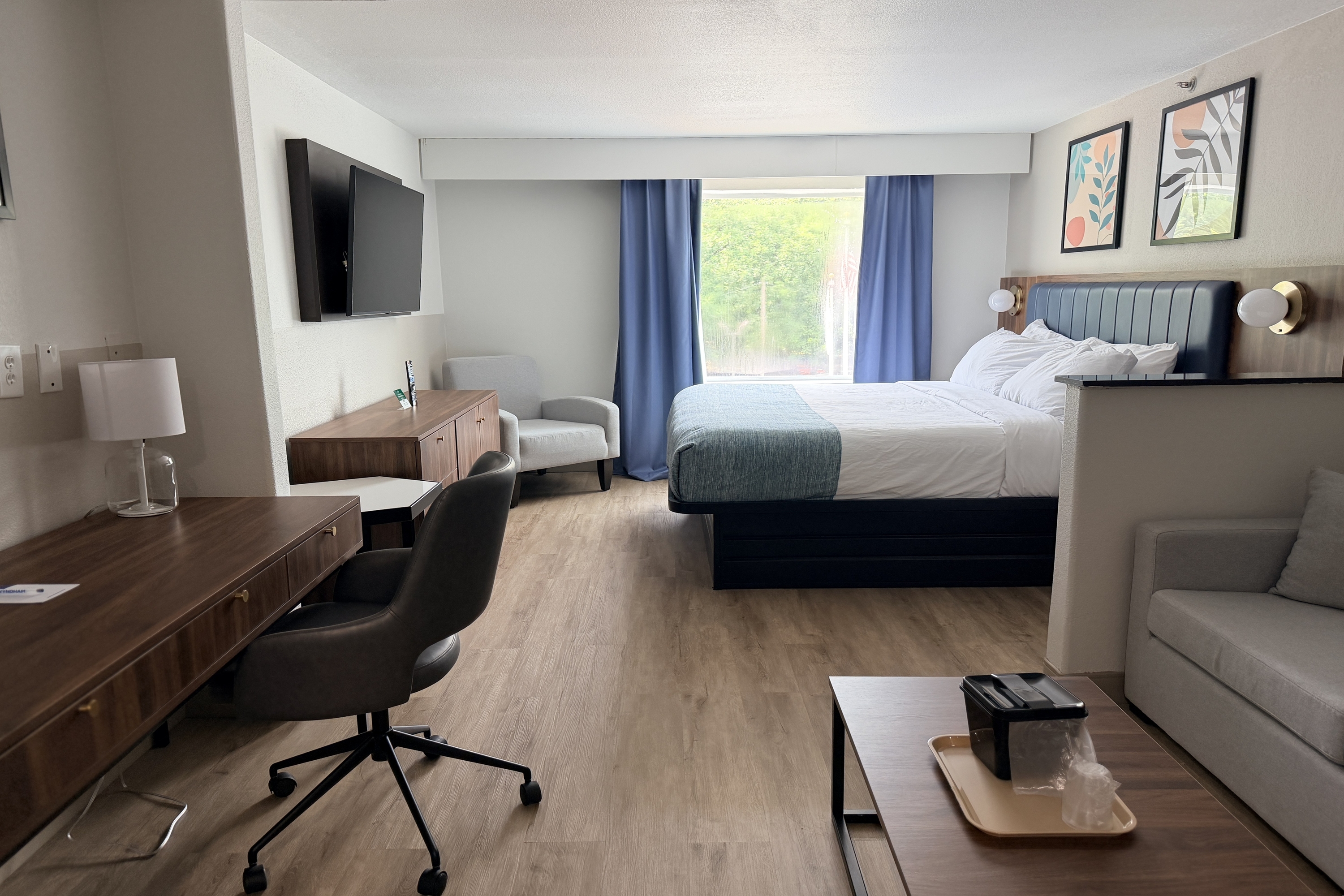 Guest room at the Wingate by Wyndham Athens Near Downtown in Athens, Georgia