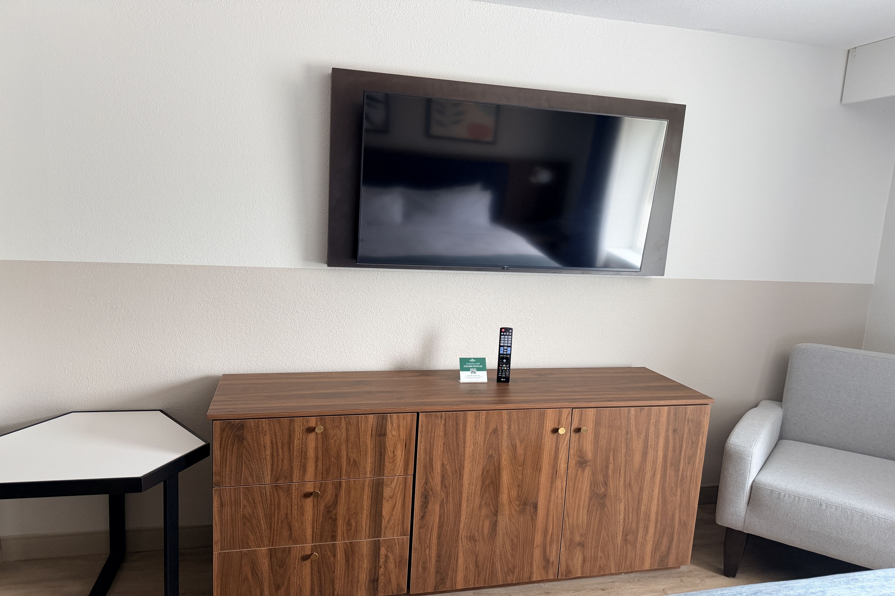 Guest room at the Wingate by Wyndham Athens Near Downtown in Athens, Georgia