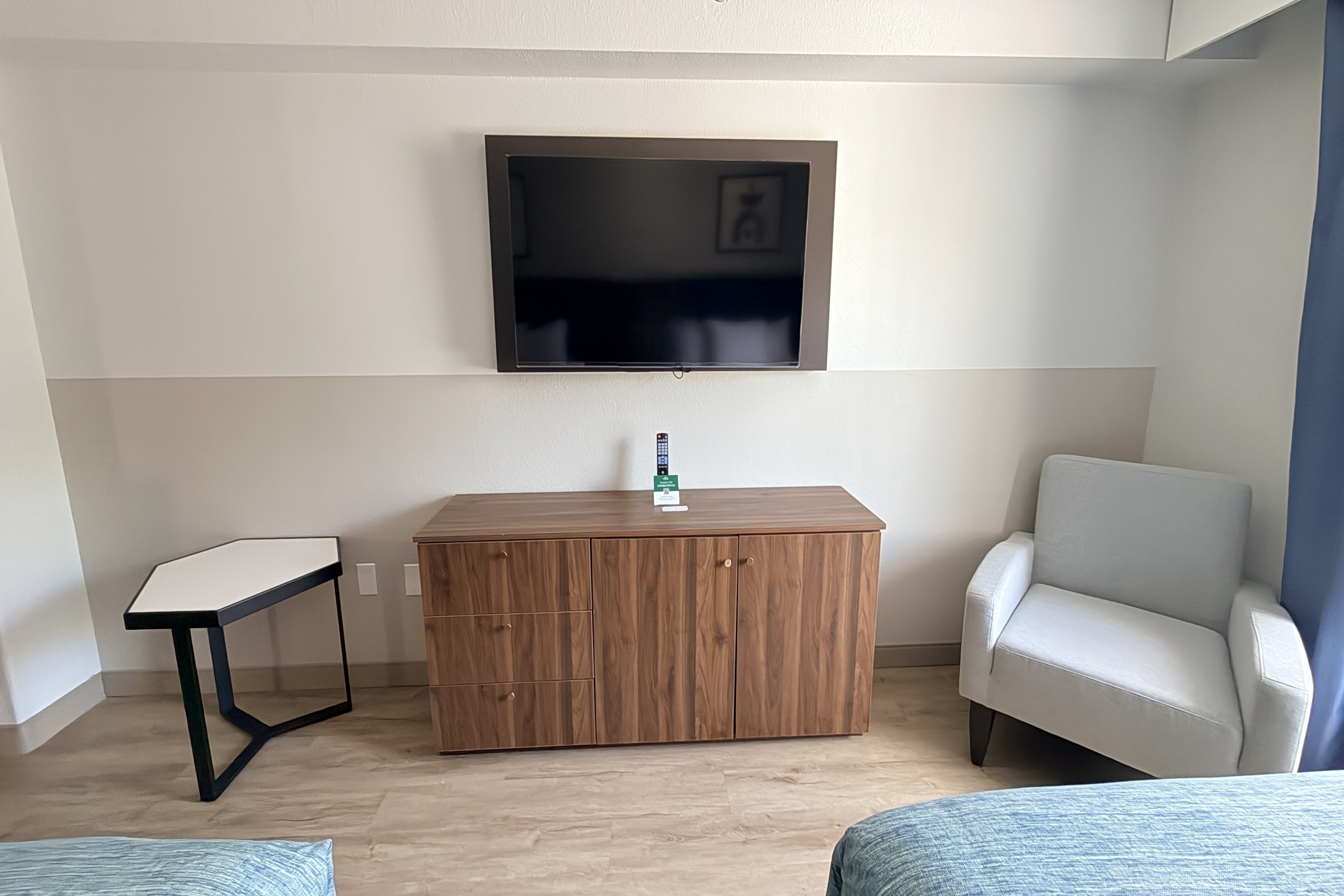 Guest room at the Wingate by Wyndham Athens Near Downtown in Athens, Georgia