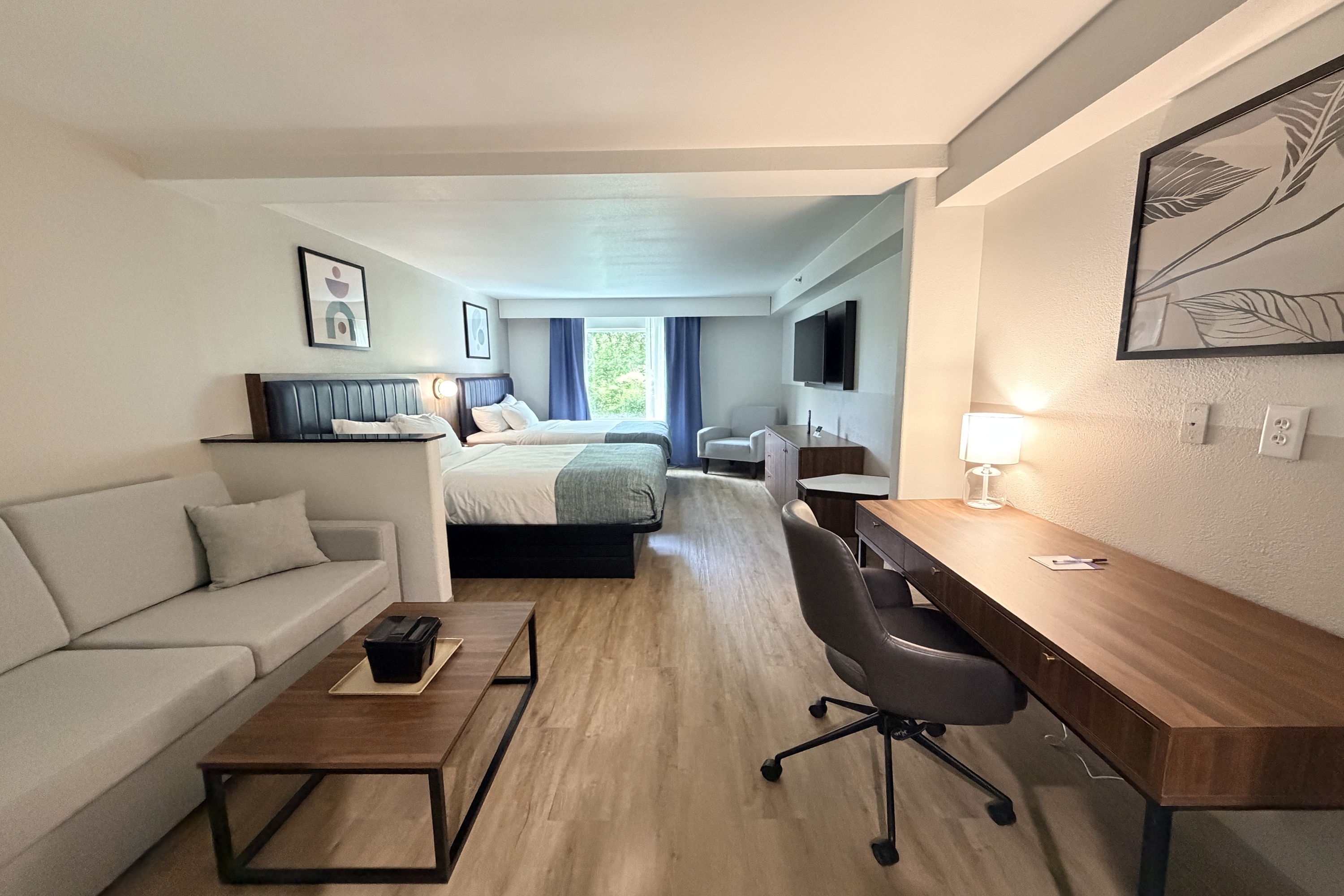 Guest room at the Wingate by Wyndham Athens Near Downtown in Athens, Georgia