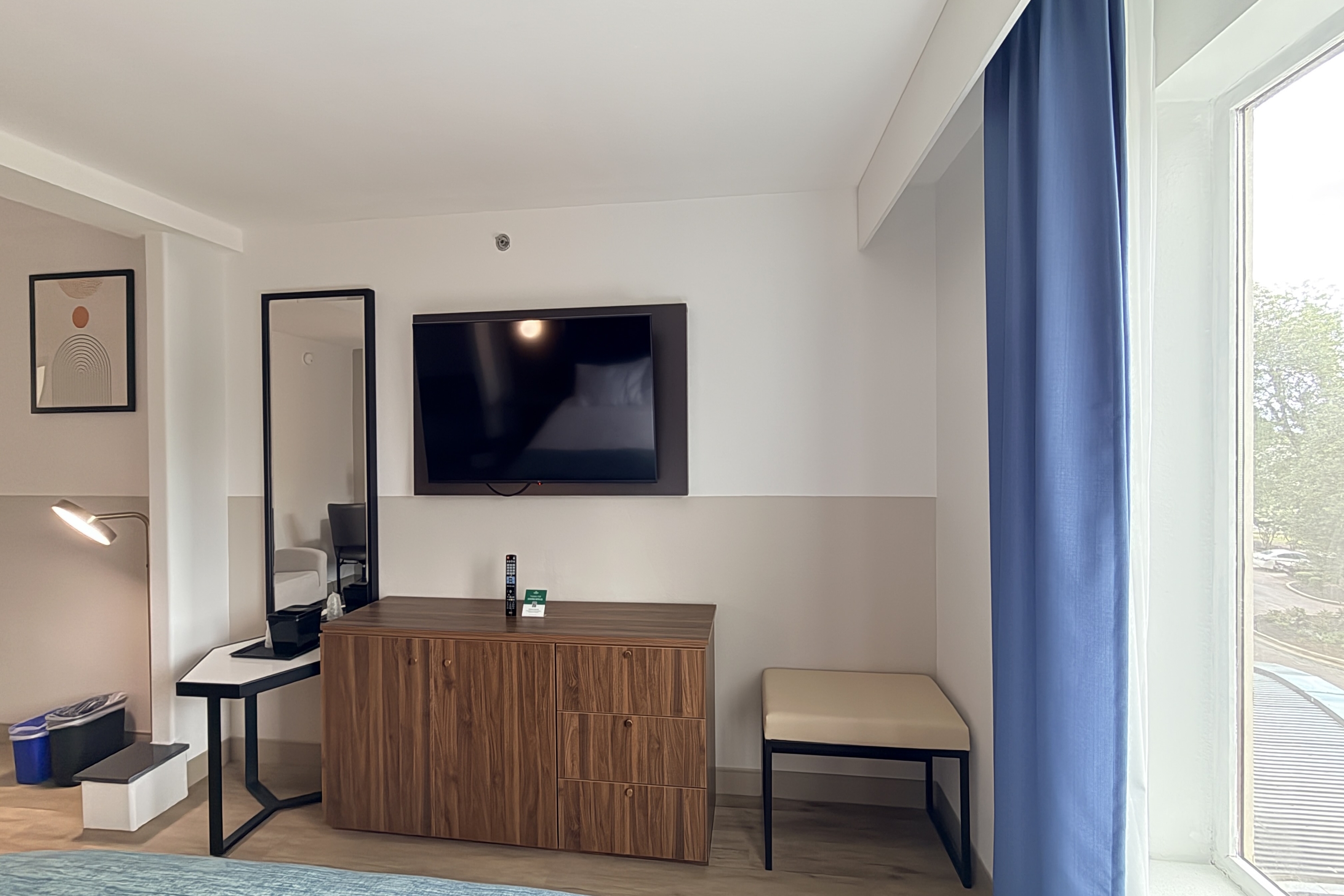 Guest room at the Wingate by Wyndham Athens Near Downtown in Athens, Georgia