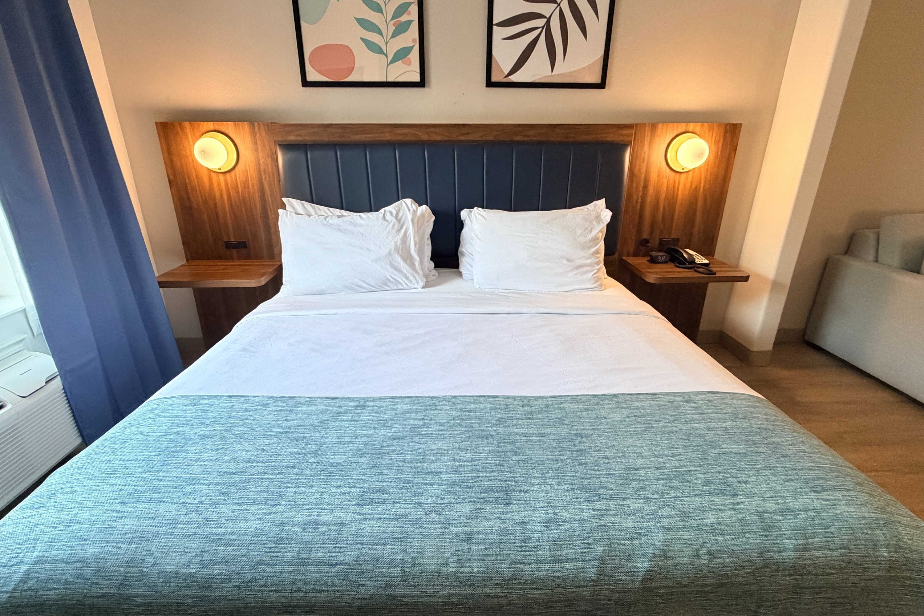 Guest room at the Wingate by Wyndham Athens Near Downtown in Athens, Georgia