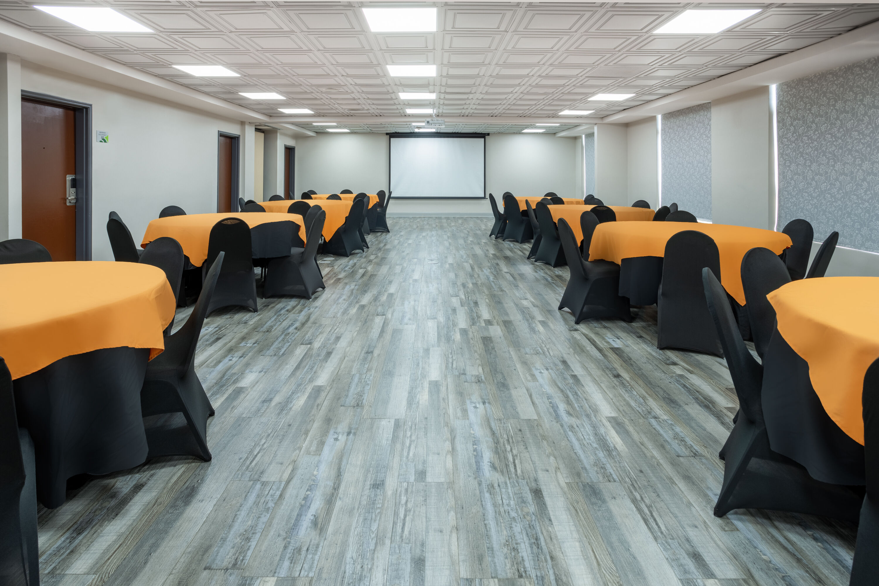 Wingate by Wyndham Atlanta Galleria/Ballpark ballroom in Atlanta, Georgia