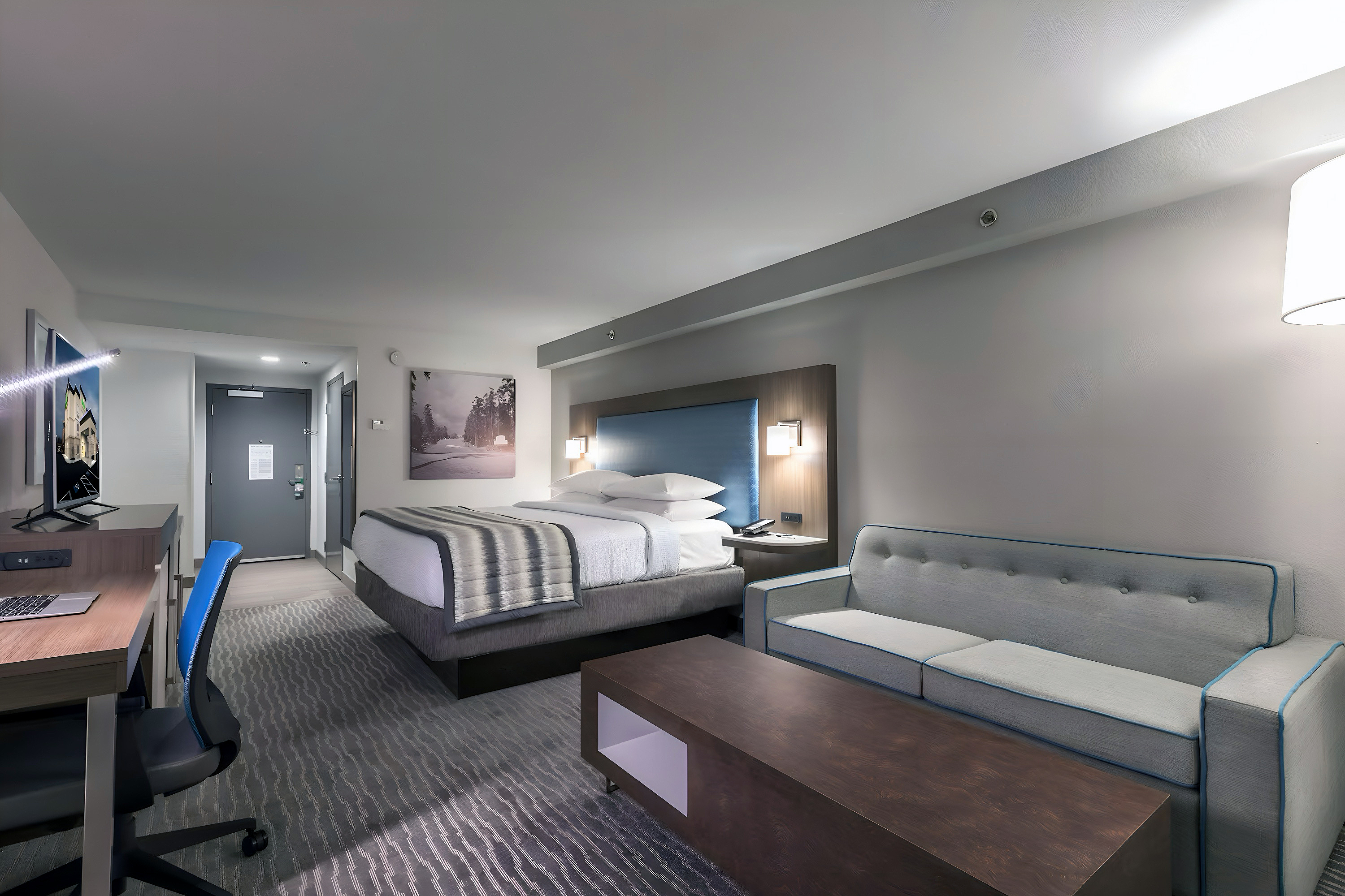 Wingate by Wyndham Augusta Washington Road suite in Augusta, Georgia