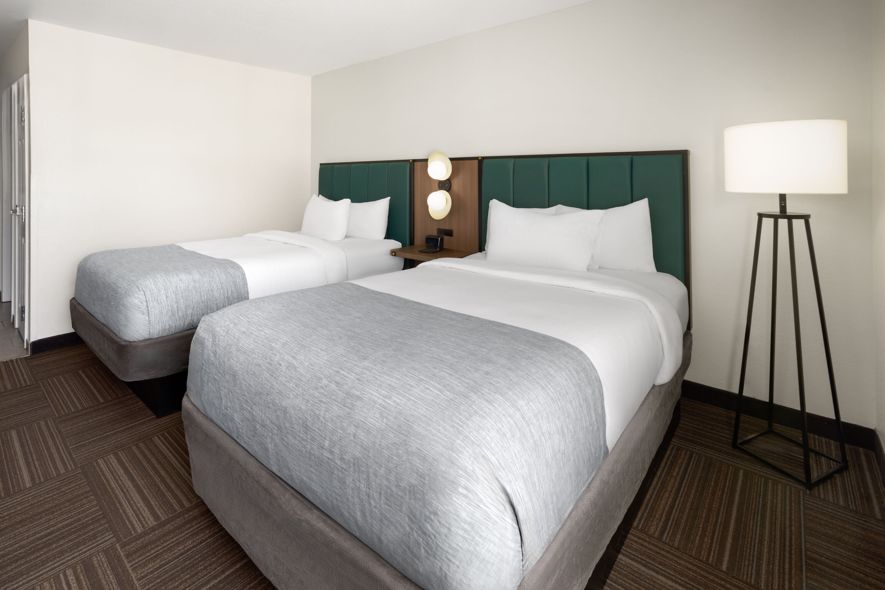 Guest room at the Wingate by Wyndham Kings Bay Naval Base in Kingsland, Georgia