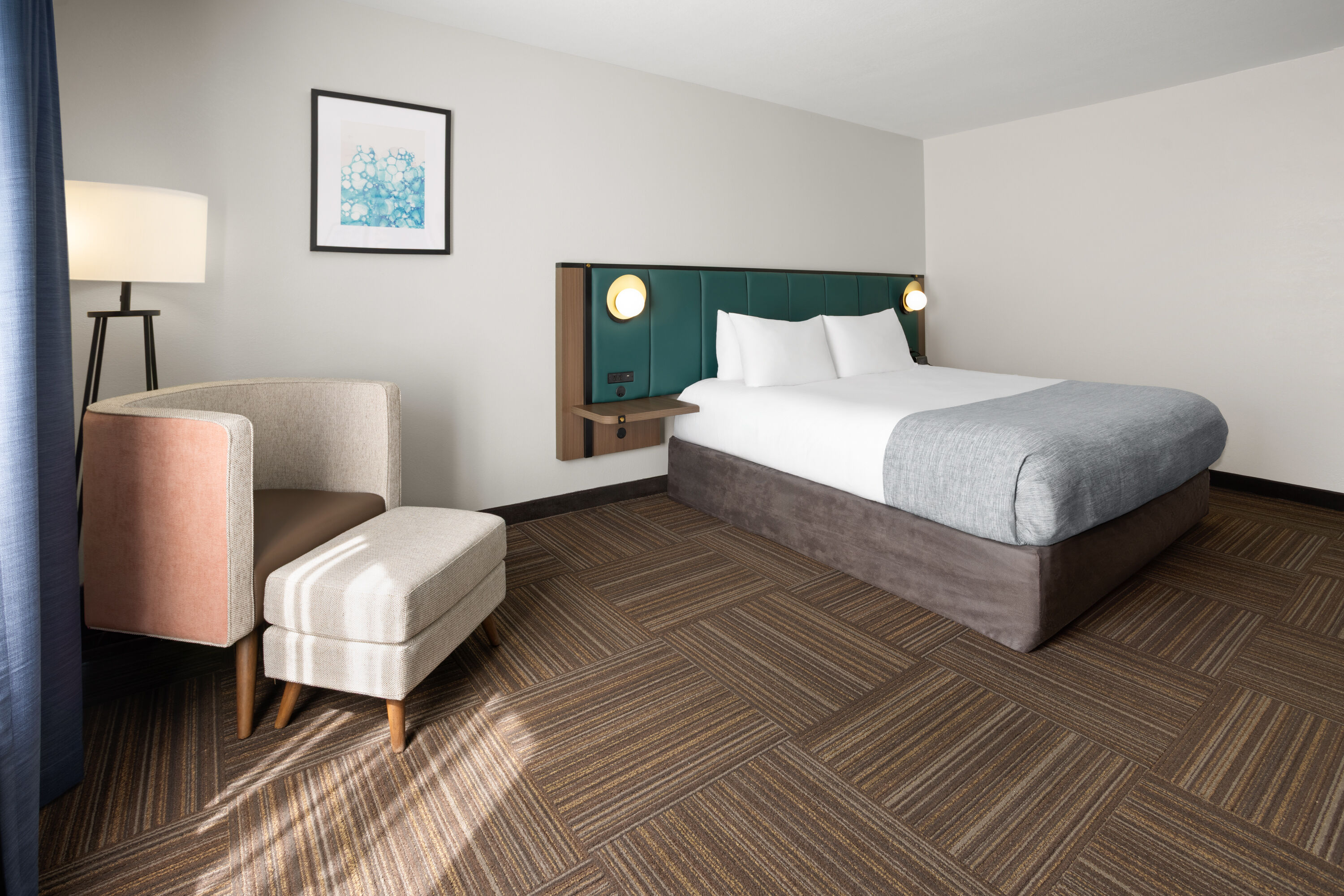 Guest room at the Wingate by Wyndham Kings Bay Naval Base in Kingsland, Georgia