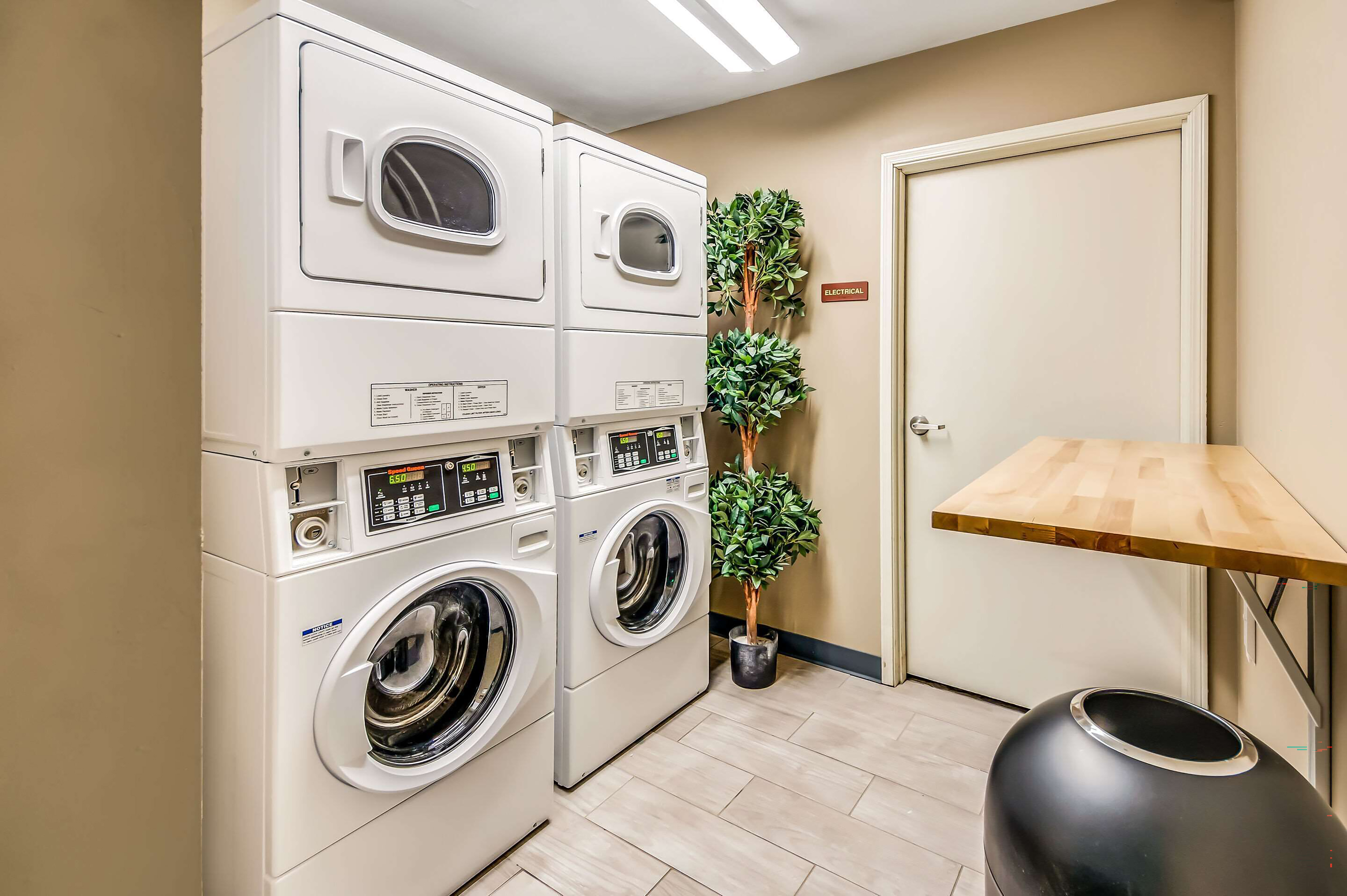 Laundry facilities at Wingate by Wyndham Kings Bay Naval Base in Kingsland, Georgia