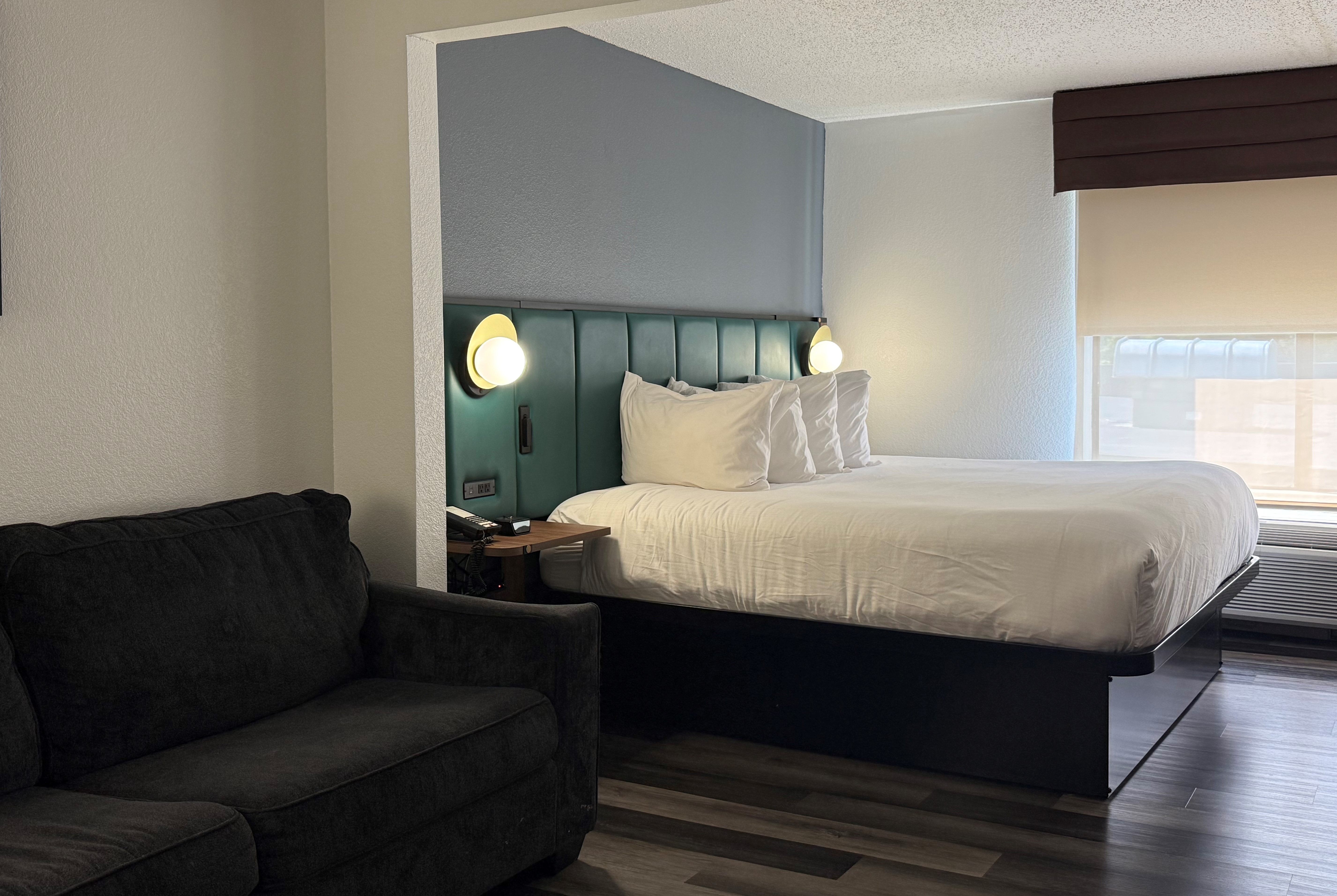 Guest room at the Wingate by Wyndham Indianapolis Airport-Rockville Rd. in Indianapolis, Indiana