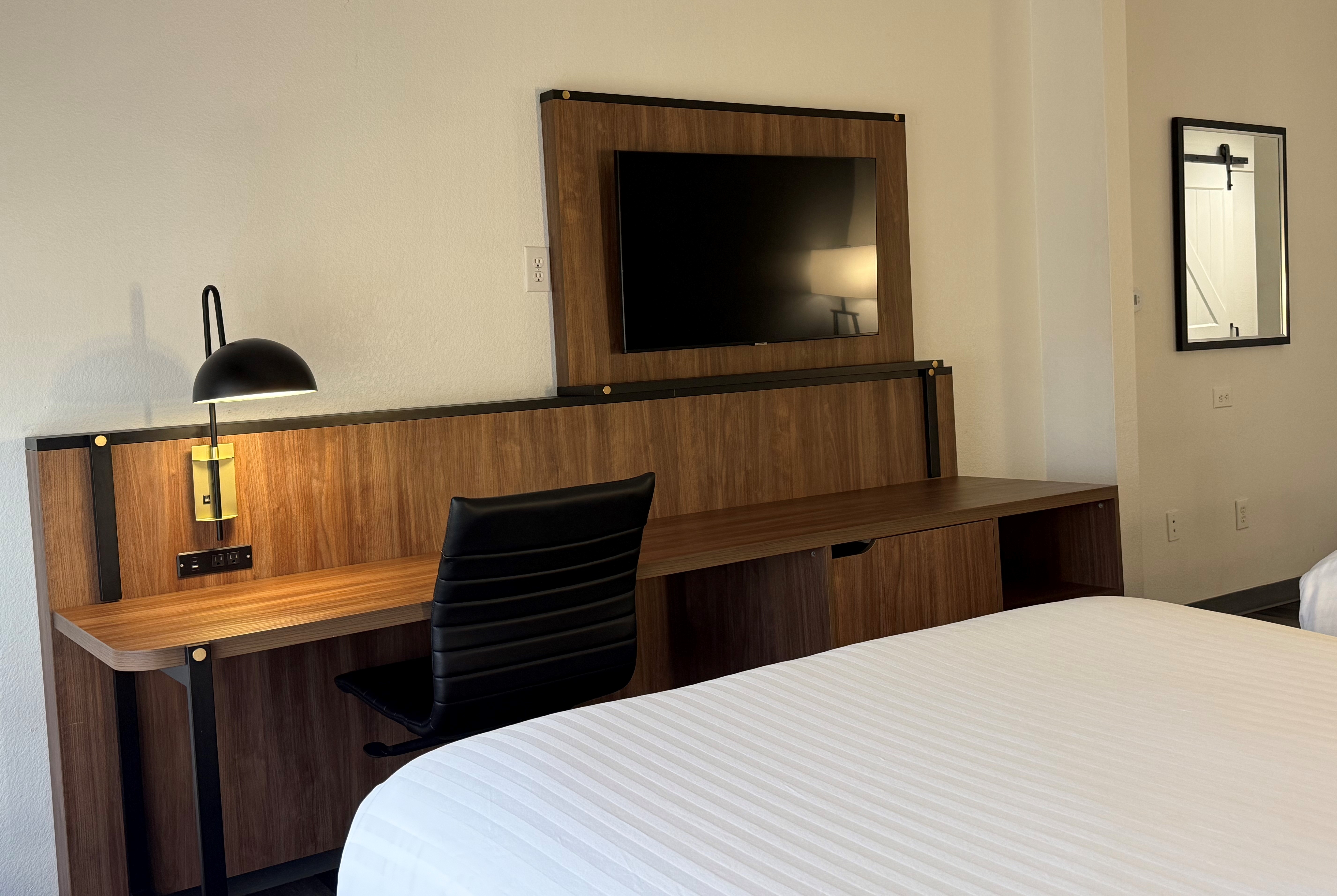 Guest room at the Wingate by Wyndham Indianapolis Airport-Rockville Rd. in Indianapolis, Indiana