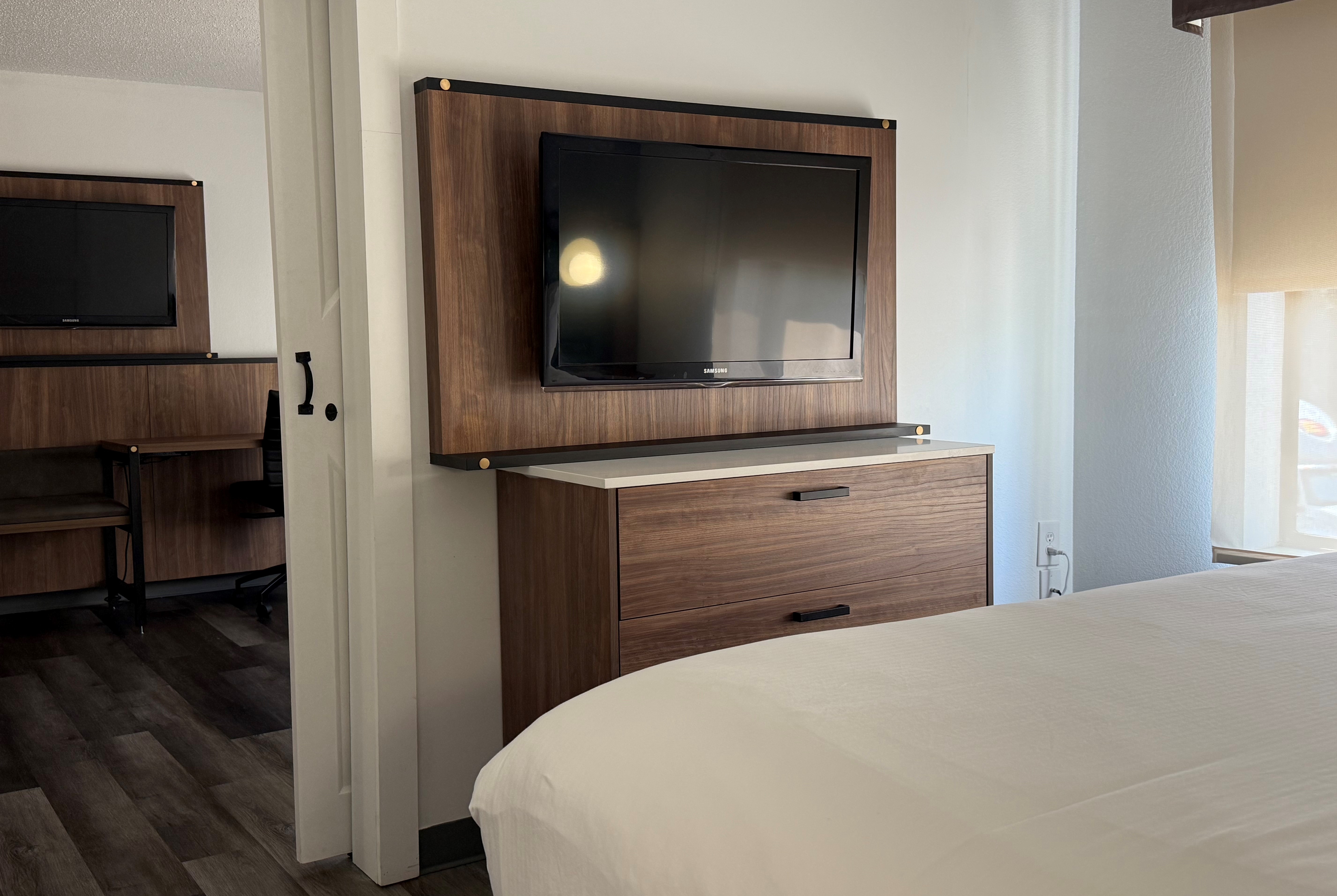 Guest room at the Wingate by Wyndham Indianapolis Airport-Rockville Rd. in Indianapolis, Indiana