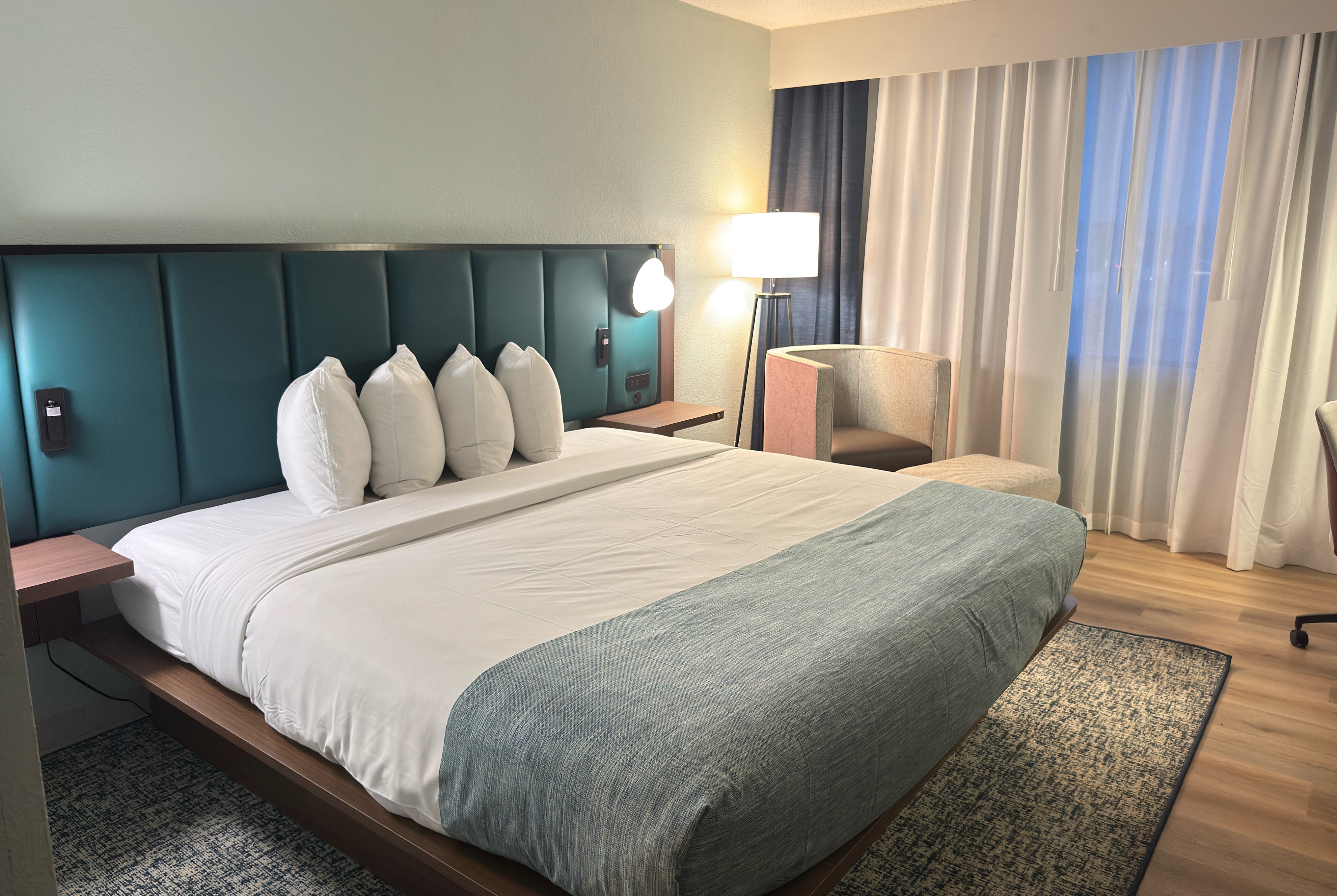 Guest room at the Wingate by Wyndham Indianapolis East in Indianapolis, Indiana